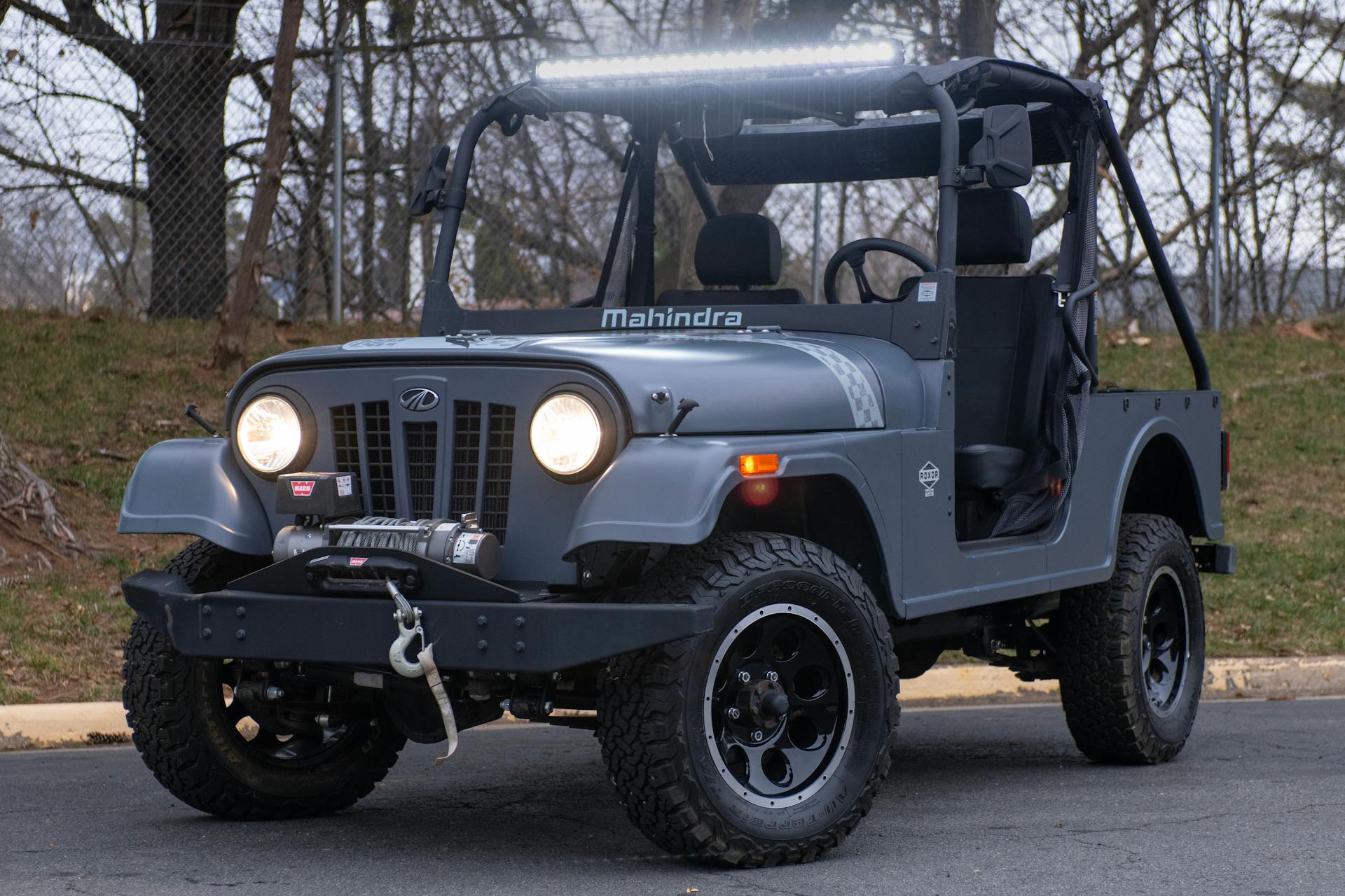 2018 Mahindra Roxor SE front 3/4 driver