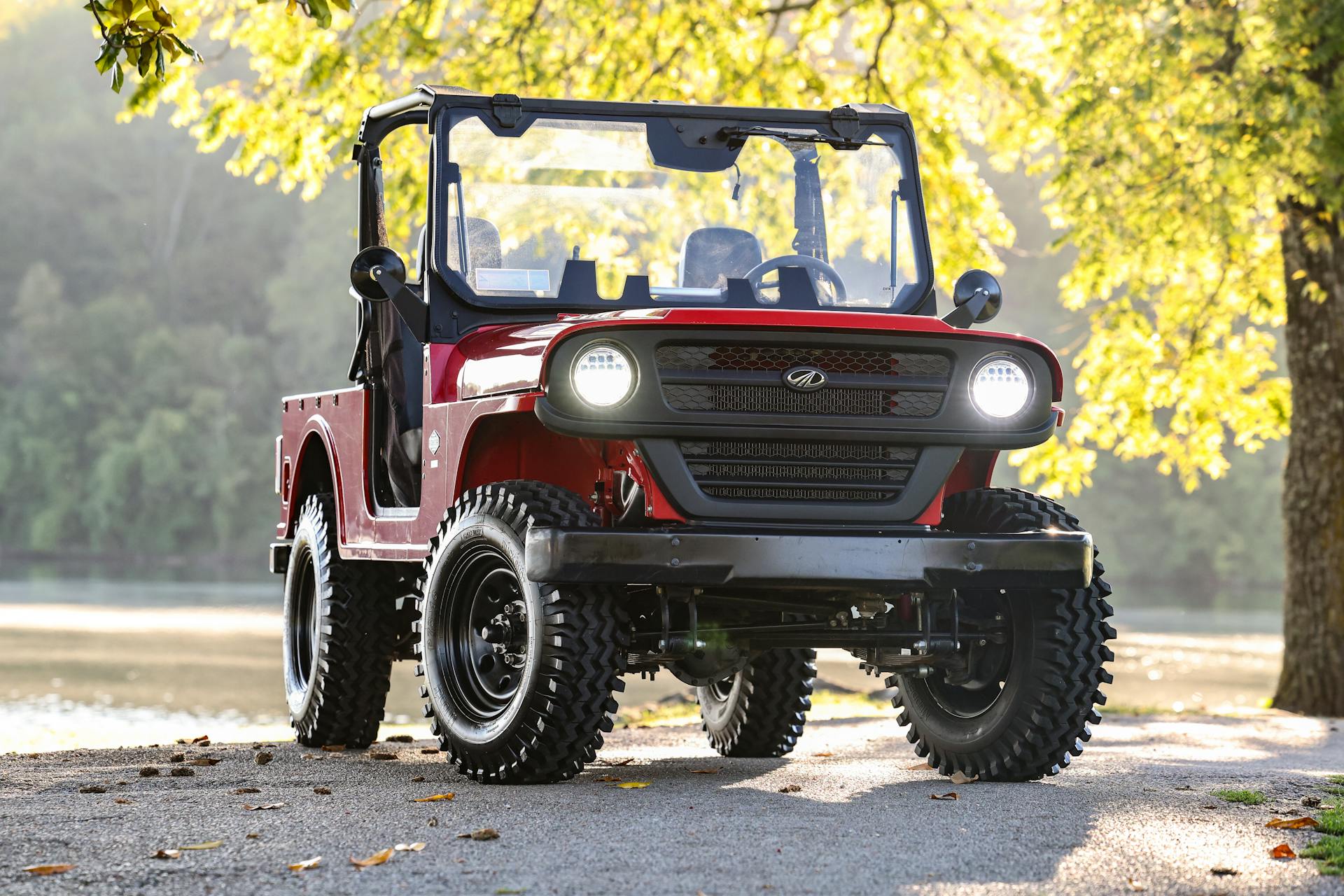 2022 Mahindra Roxor front 3/4 passenger