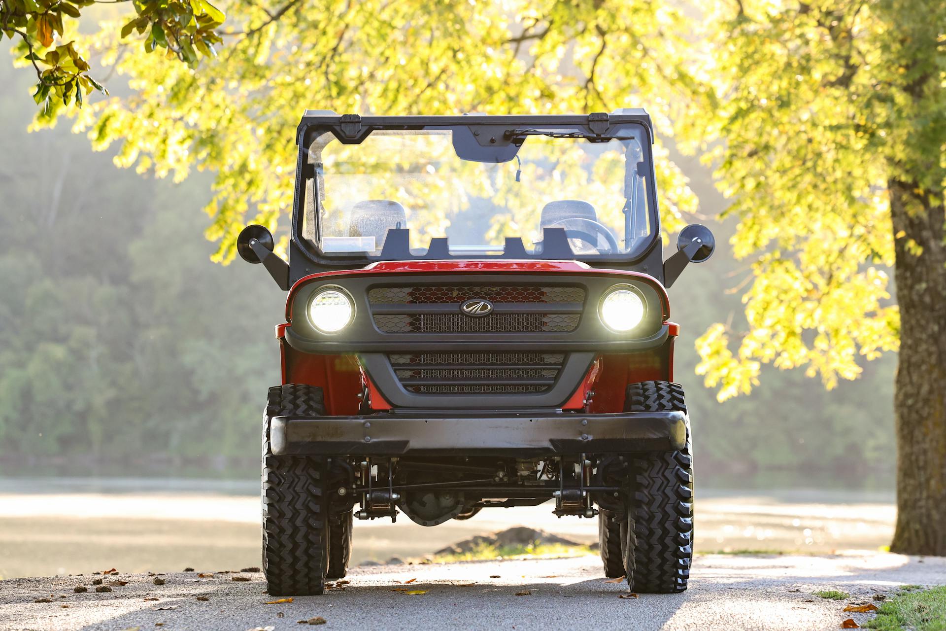 2022 Mahindra Roxor front straight on