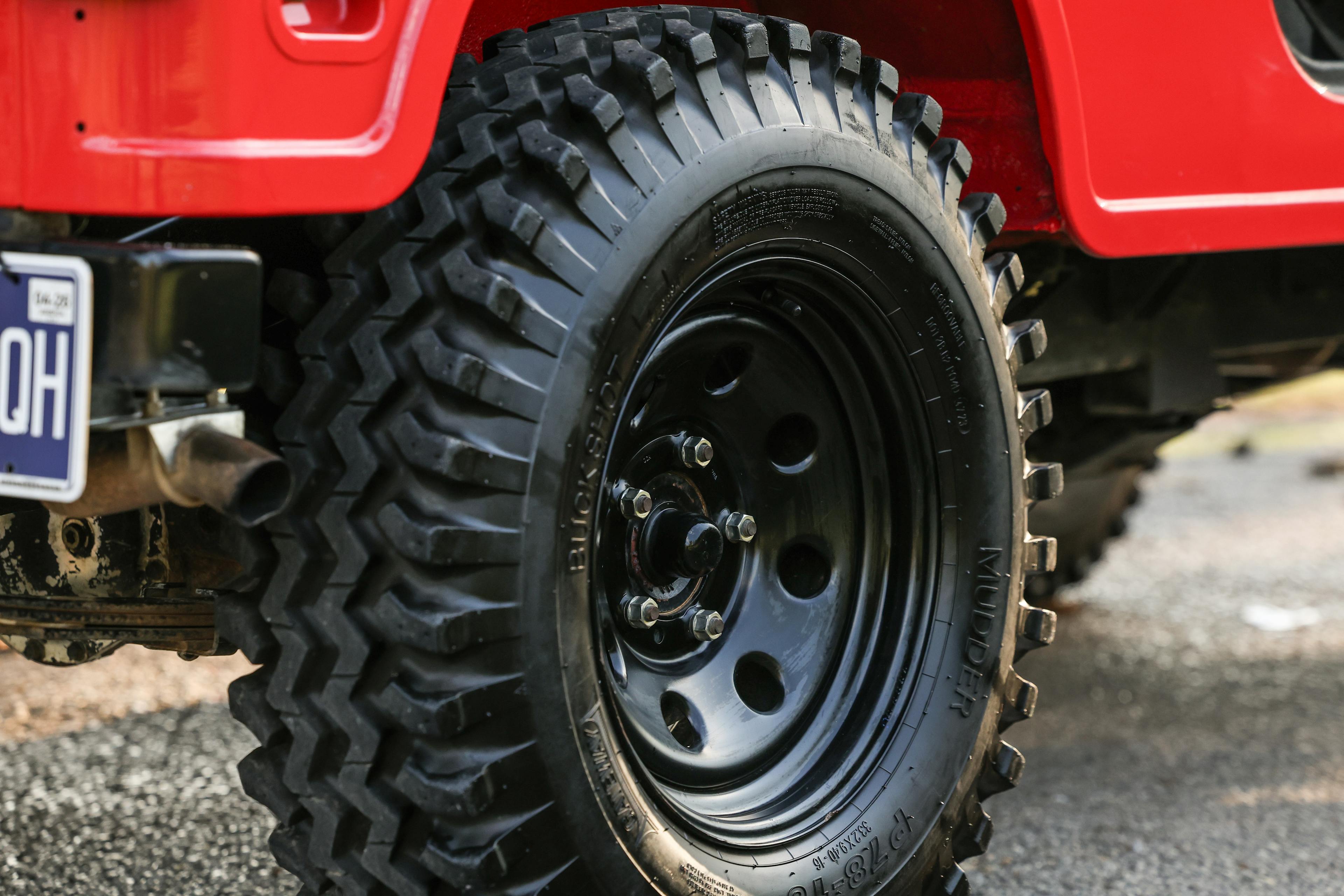 2022 Mahindra Roxor passenger rear tire