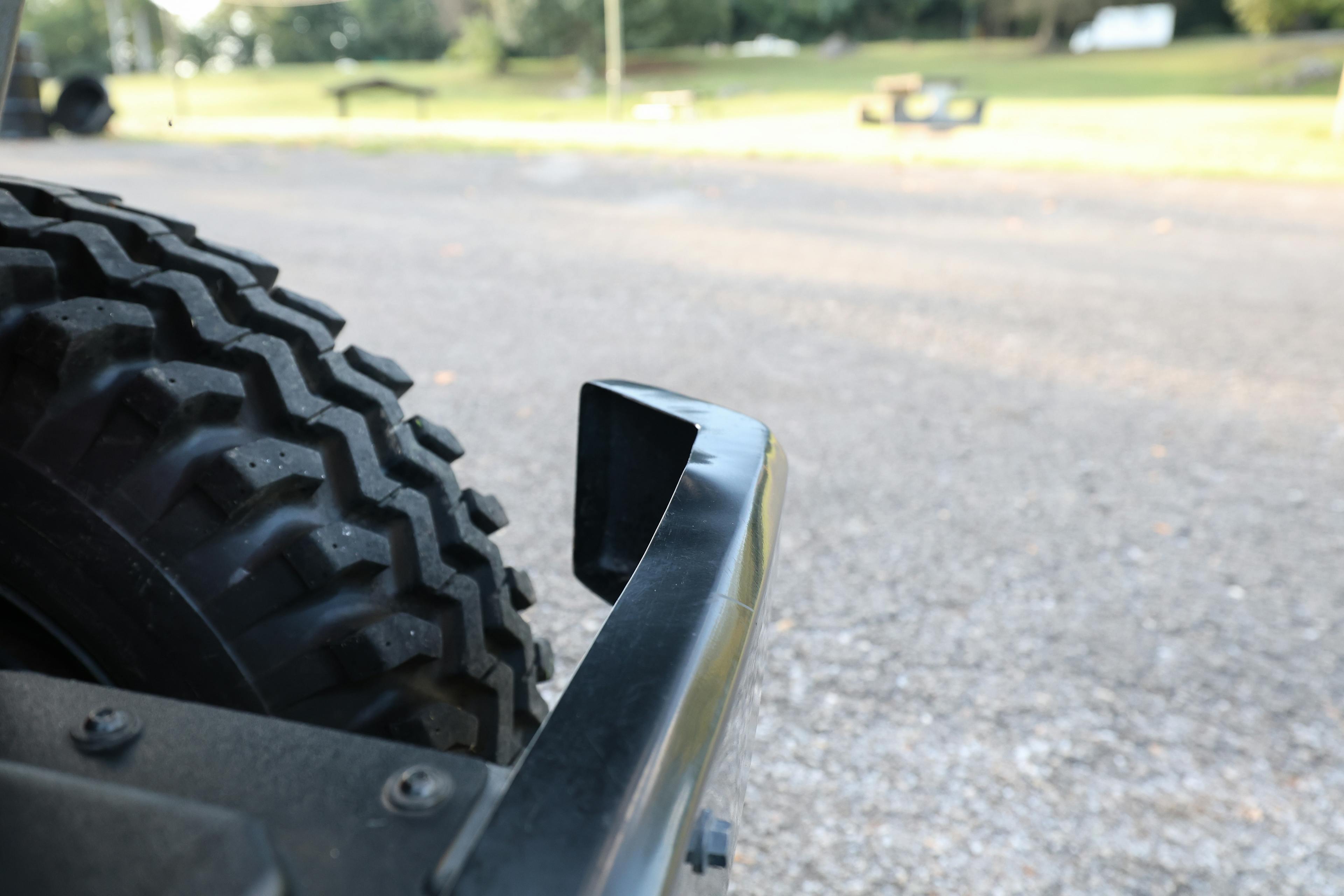 2022 Mahindra Roxor bumper/tire detail
