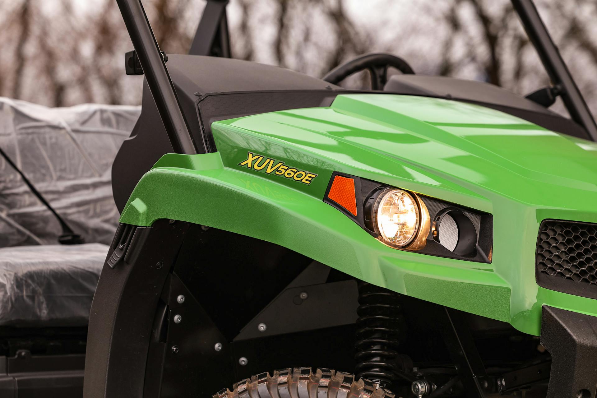 2025 John Deere Gator XUV560E passenger front fender/headlight