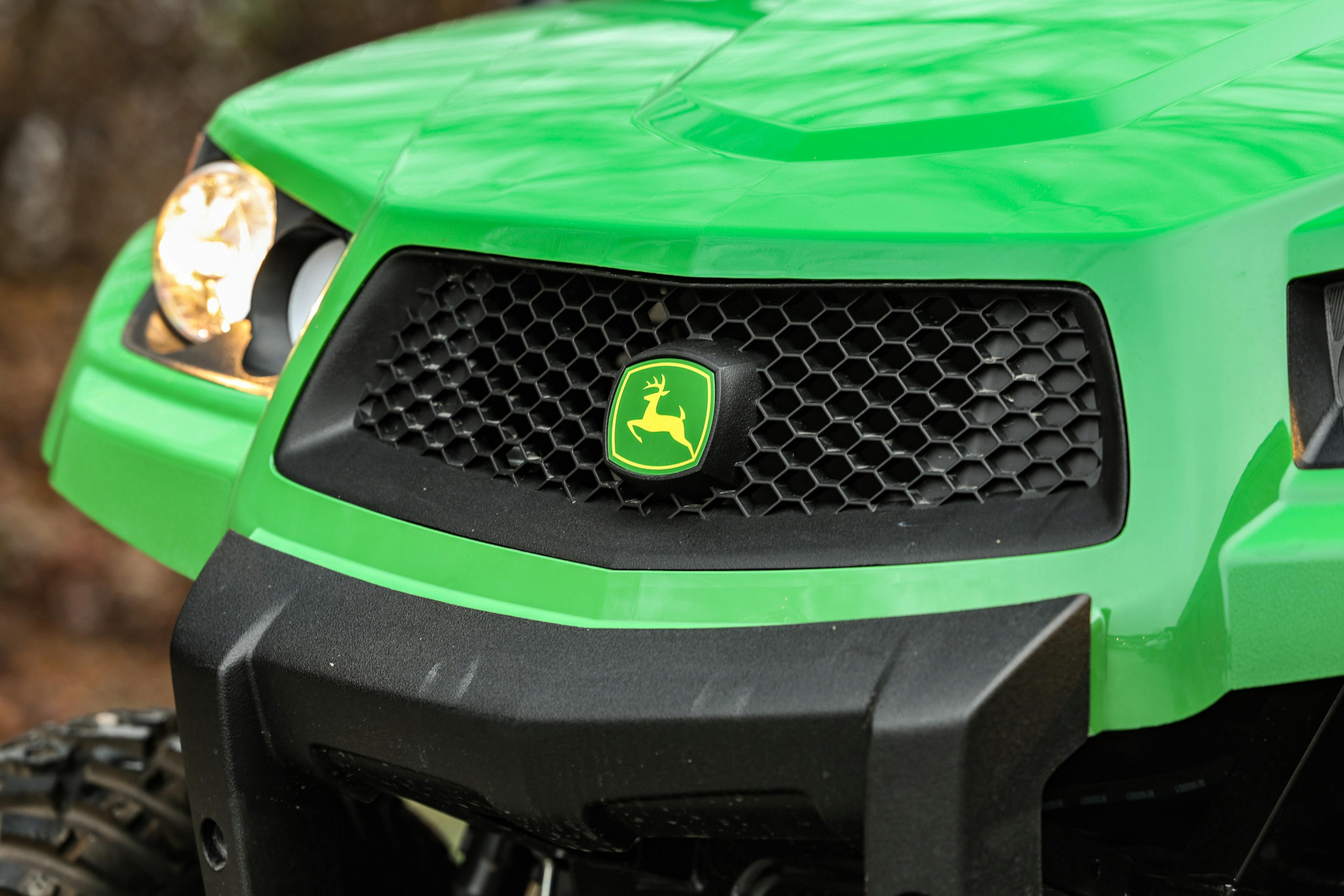 2025 John Deere Gator XUV560E grille, passenger headlight