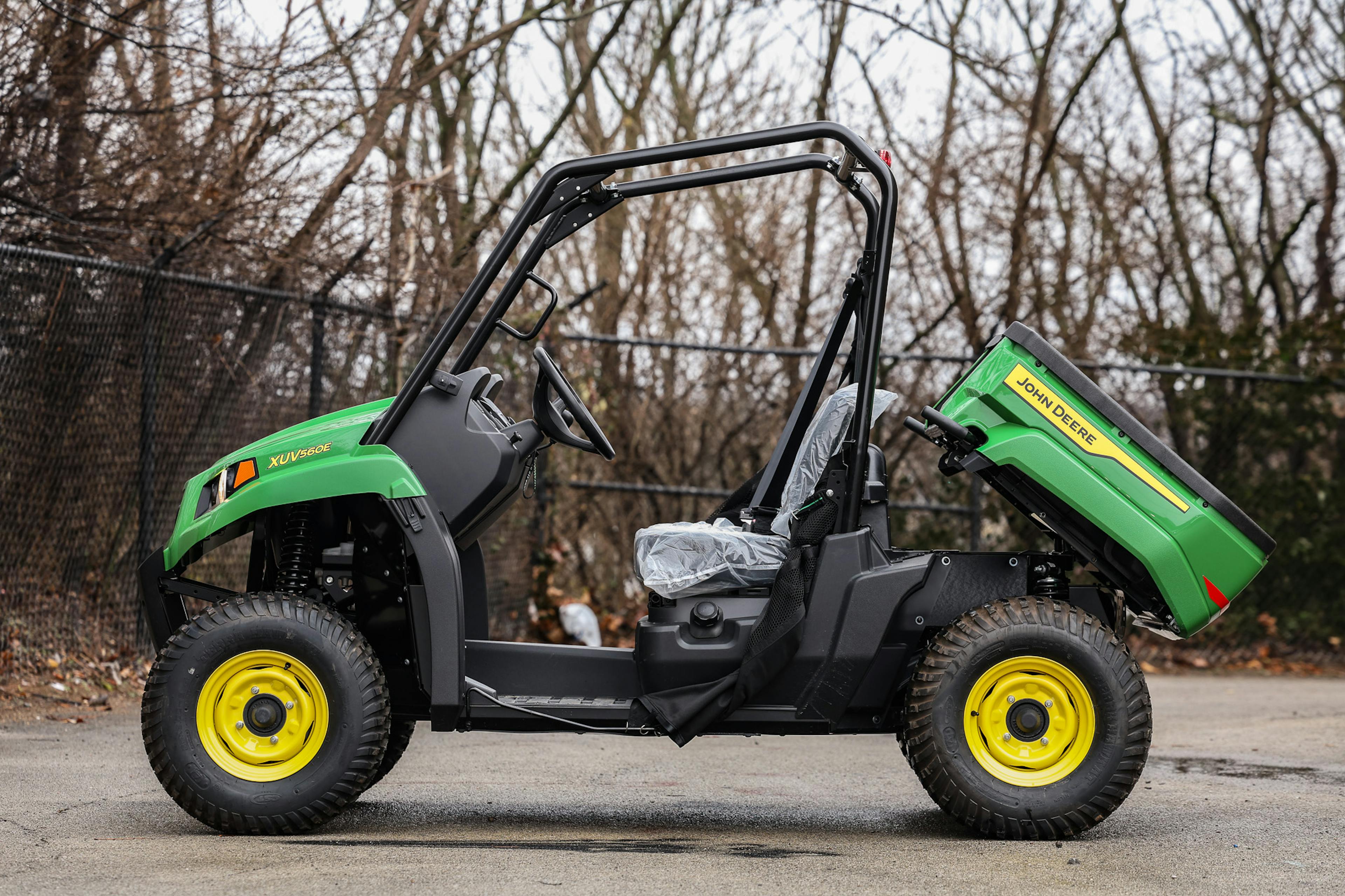 2025 John Deere Gator XUV560E driver side bed up