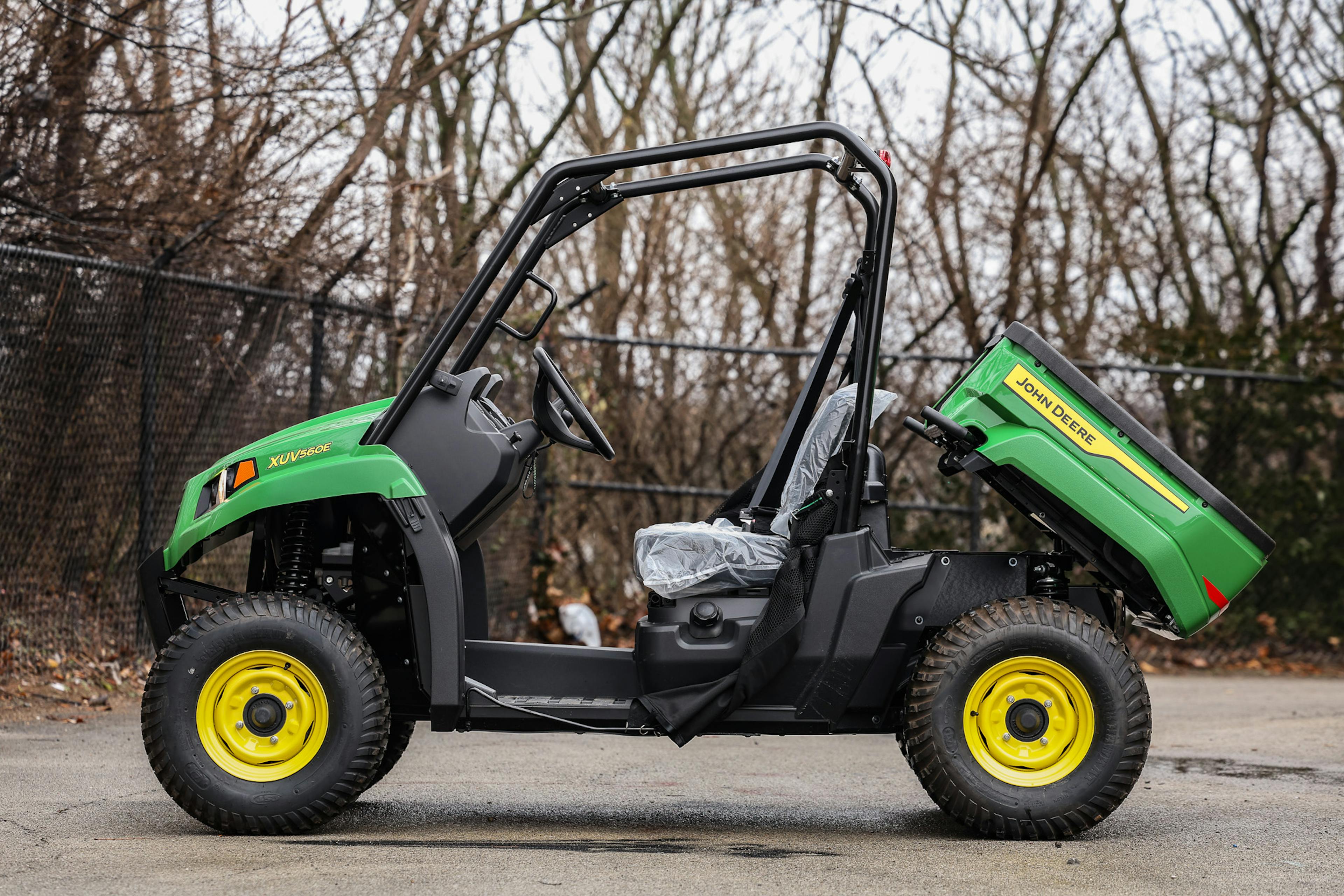 2025 John Deere Gator XUV560E driver side bed up