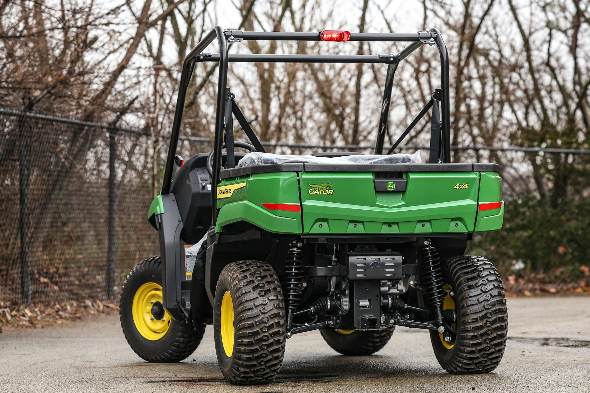 2025 John Deere Gator XUV560E driver rear 3/4 shallow