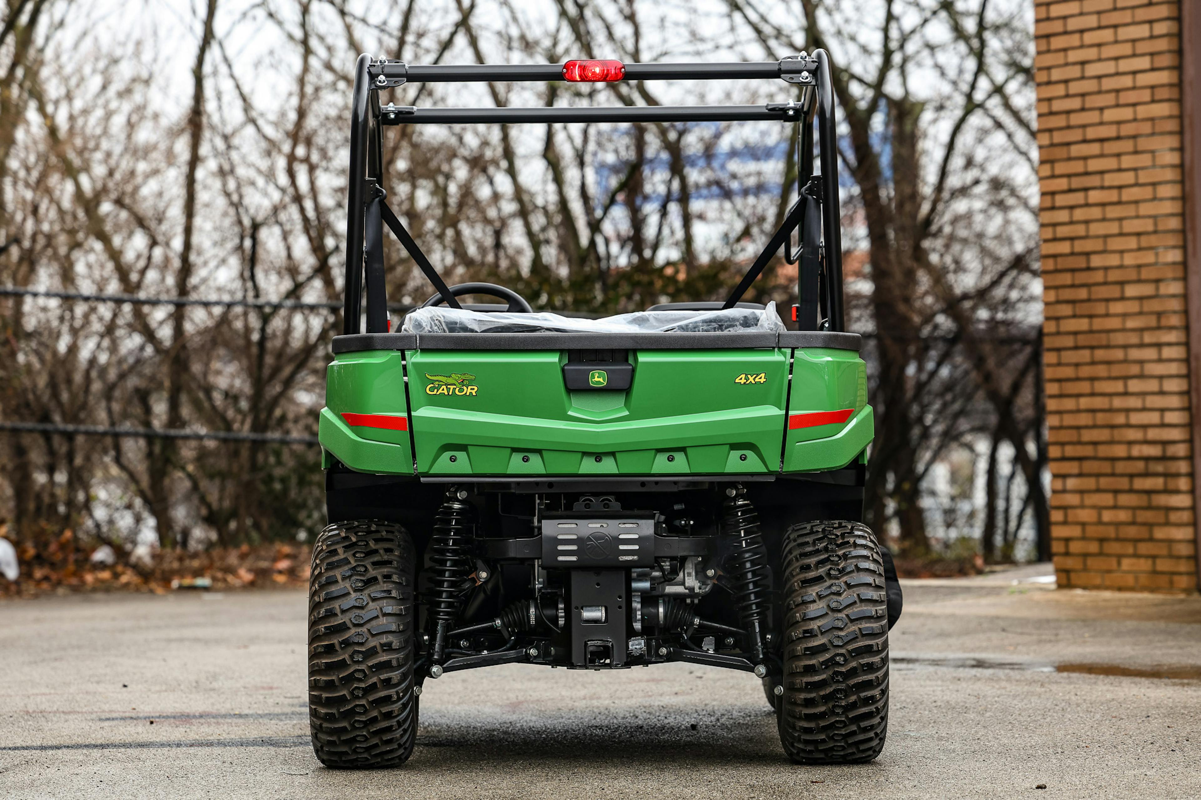 2025 John Deere Gator XUV560E rear