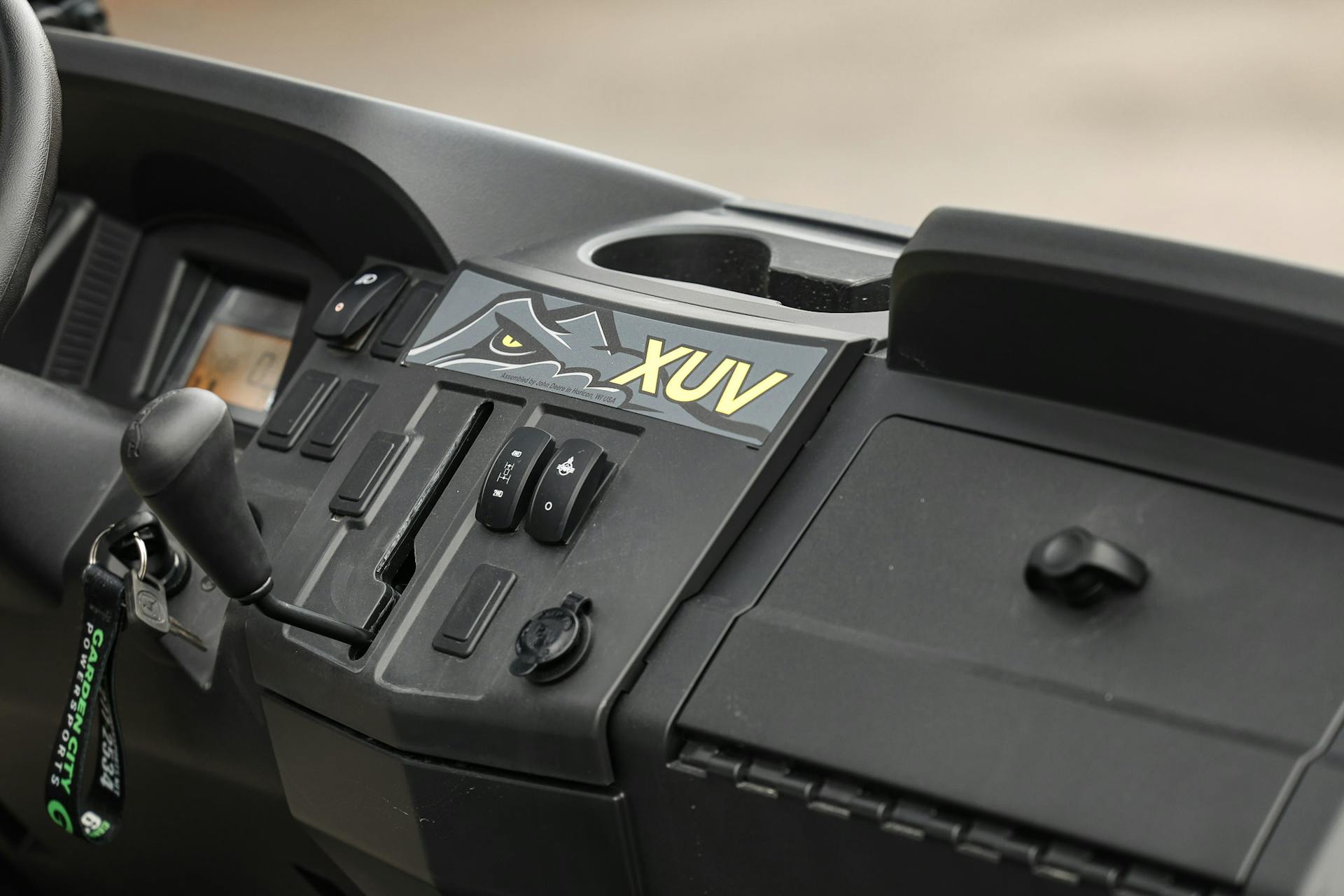 2025 John Deere Gator XUV560E dashboard