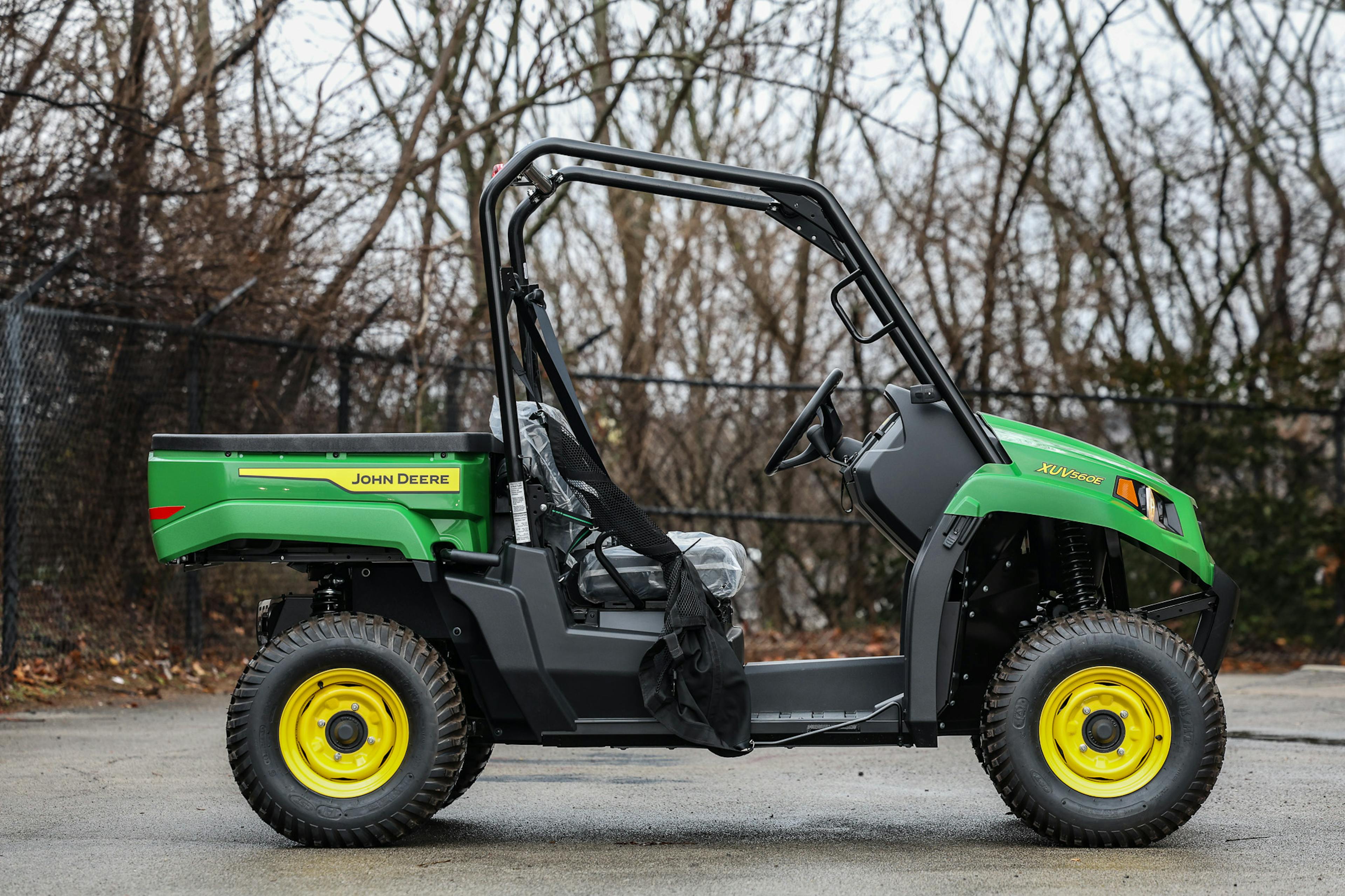 2025 John Deere Gator XUV560E passenger side