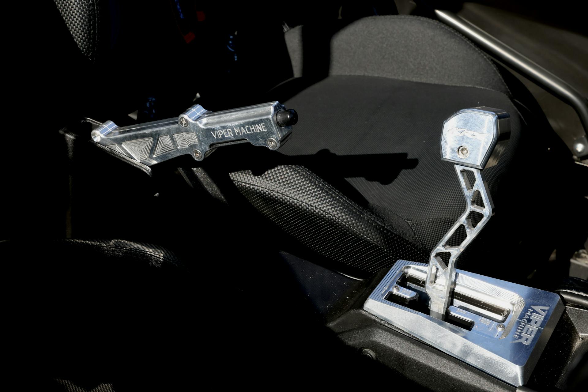 2025 Kawasaki KRX4 1000 Viper shifter/e-brake handle