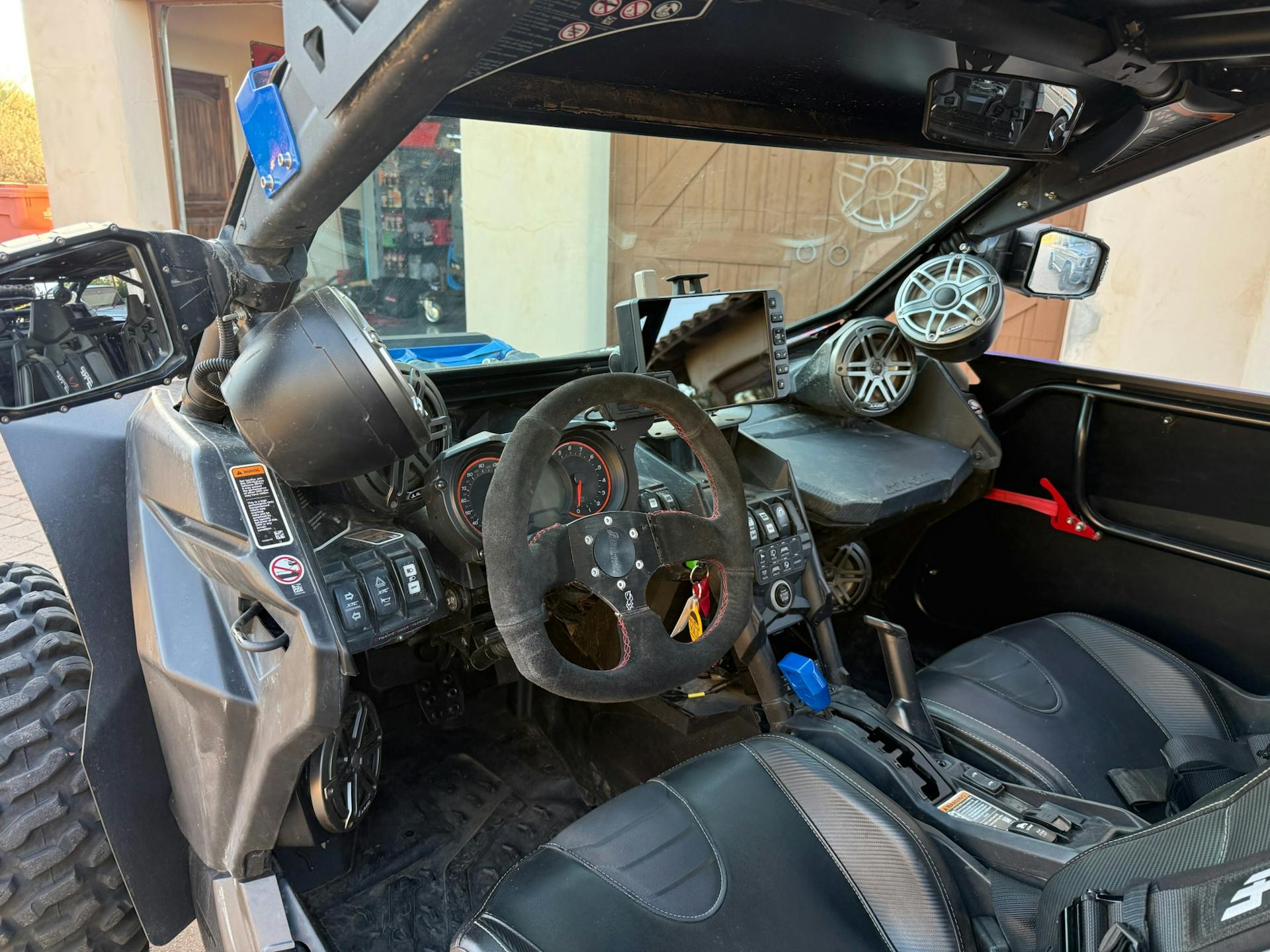 2019 Can-Am Maverick X3 Max X RS Turbo R driver side dash/wheel