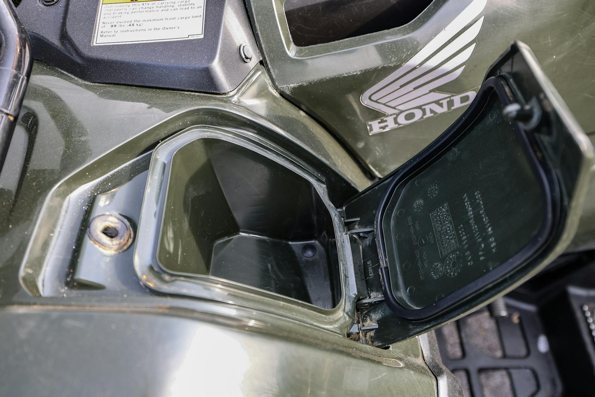 2024 Honda FourTrax Foreman Rubicon 4x4 storage bin