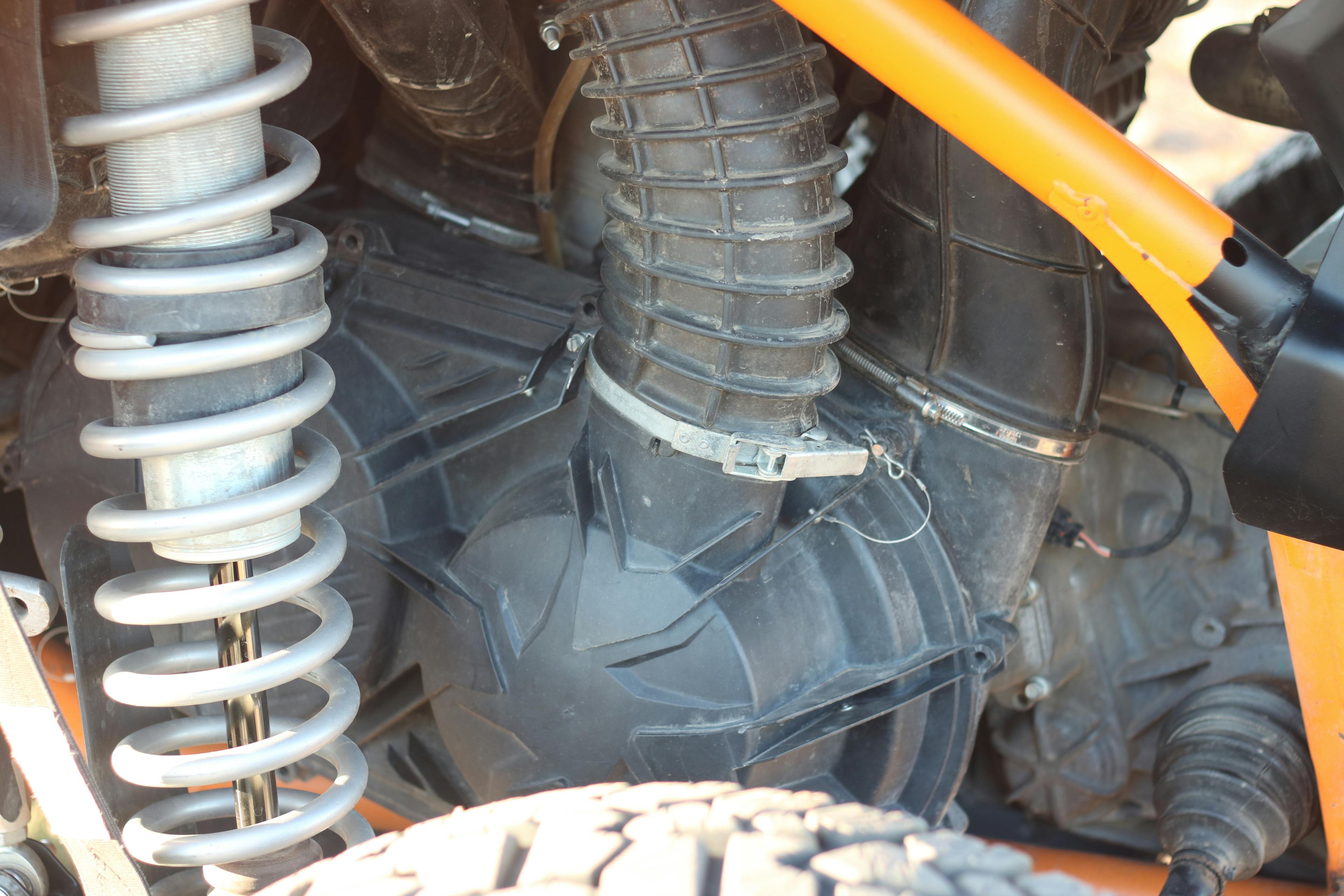 2020 Can-Am Maverick X3 X RC Turbo RR belt cover