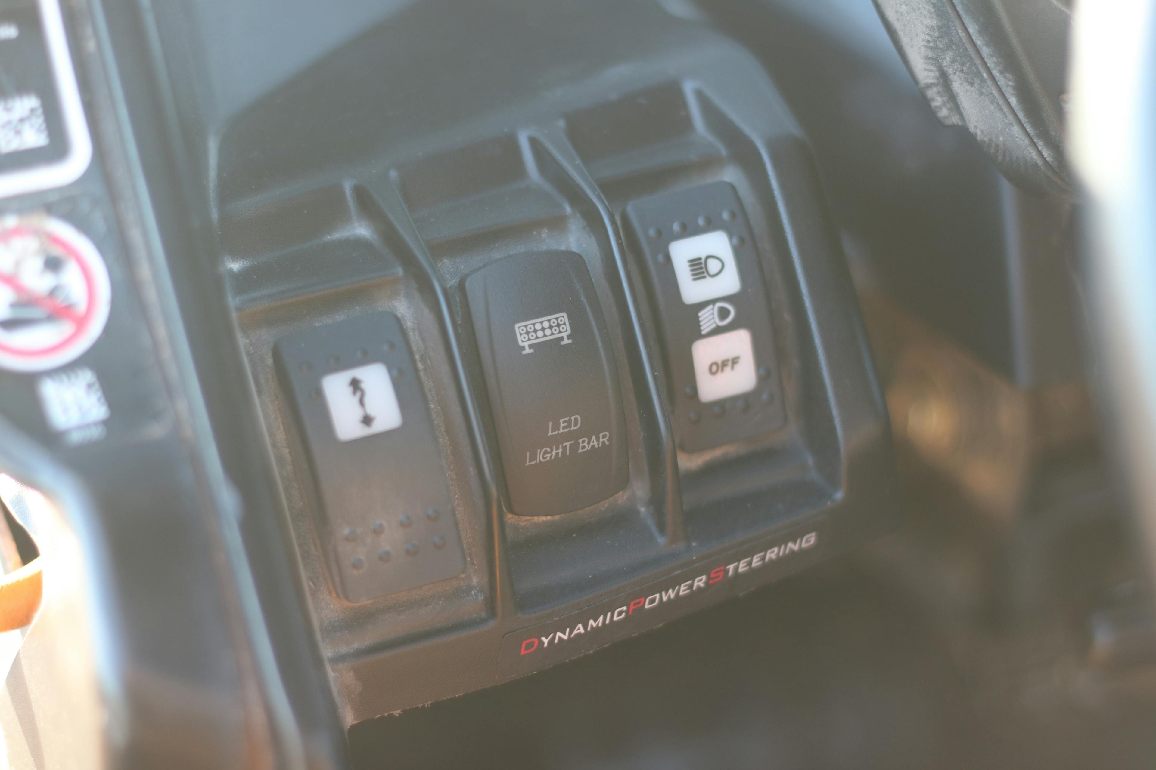 2020 Can-Am Maverick X3 X RC Turbo RR winch/headlights/light bar switches