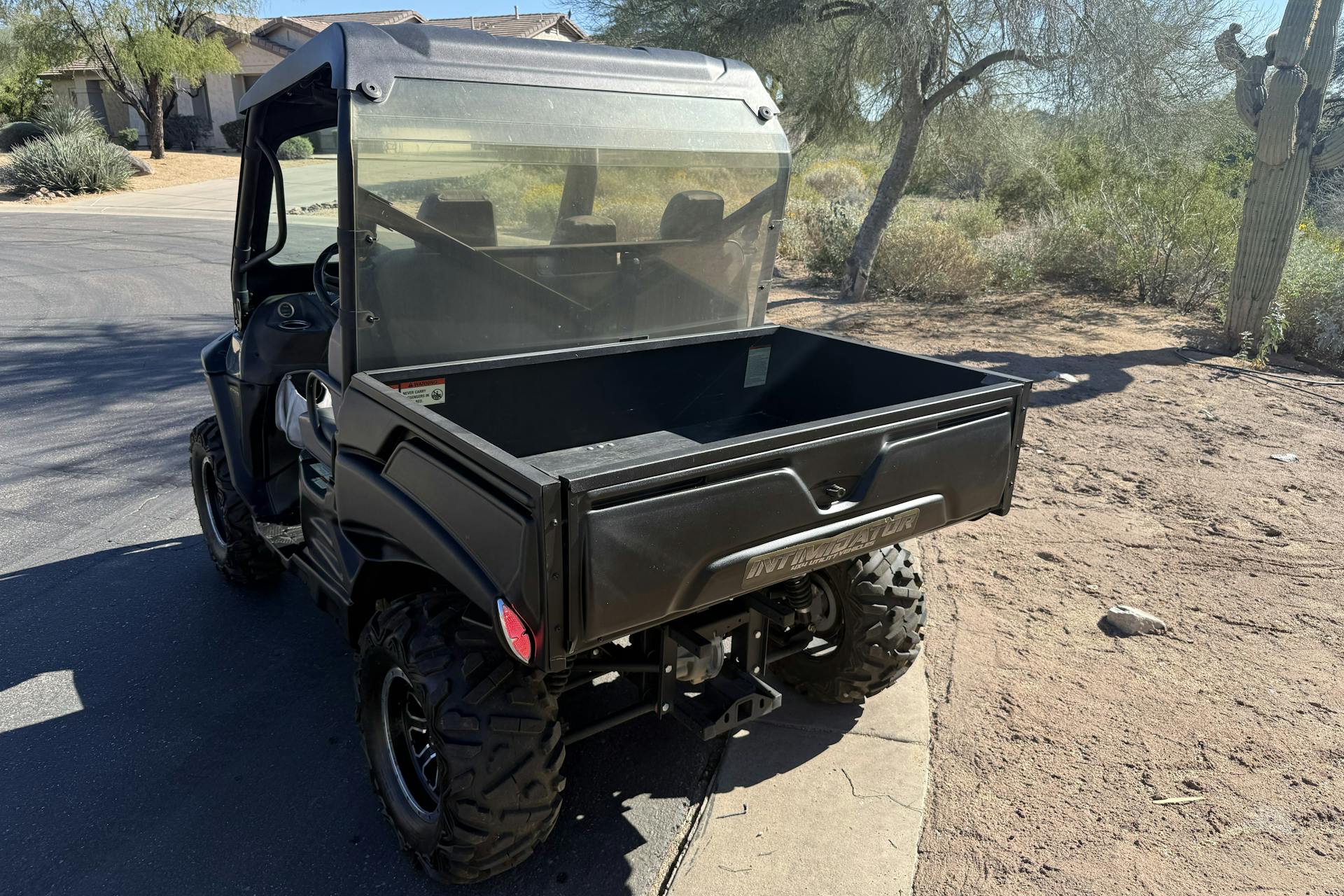 2020 Intimidator Classic EV driver side rear 3/4 narrow