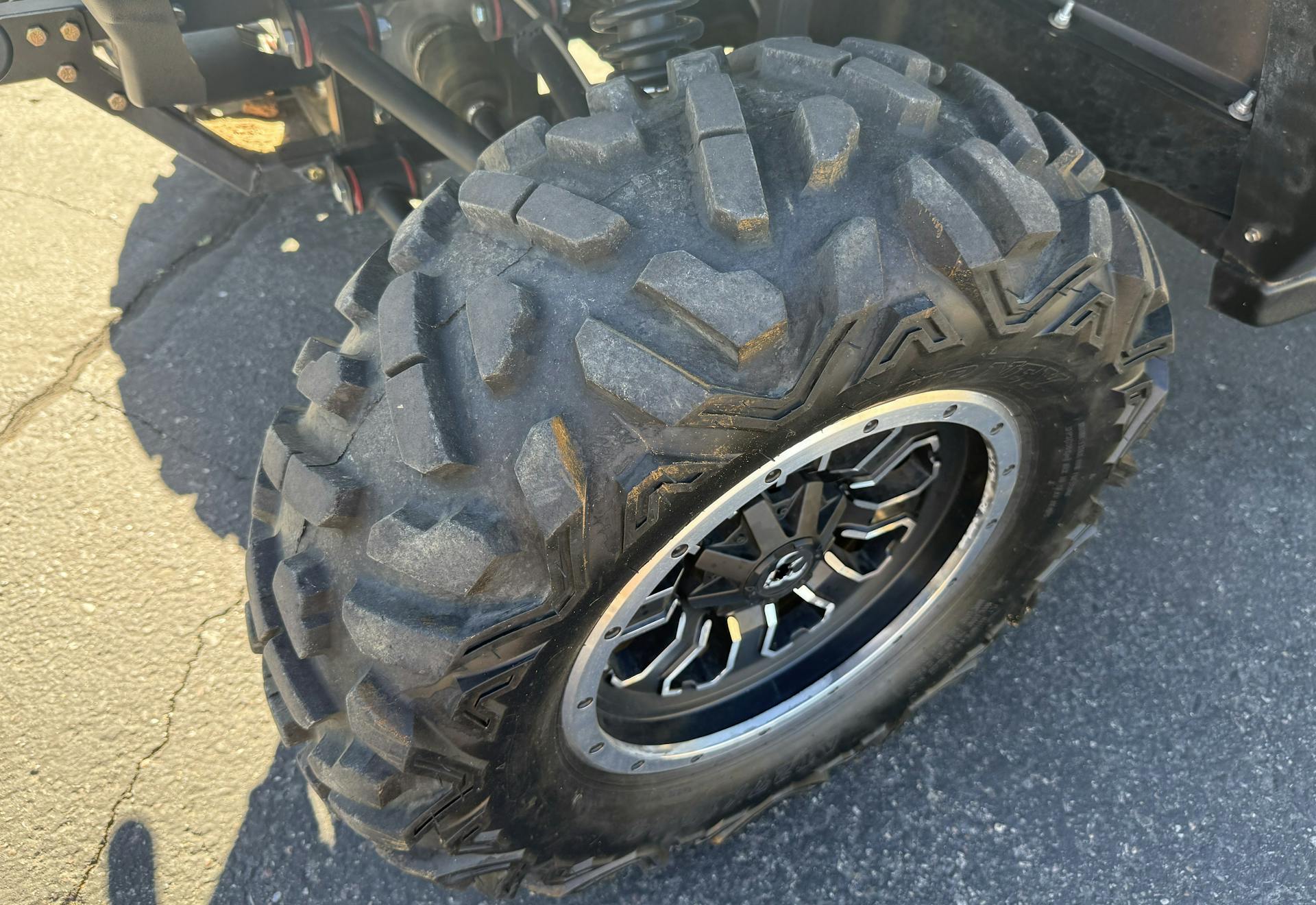 2020 Intimidator Classic EV driver front tire