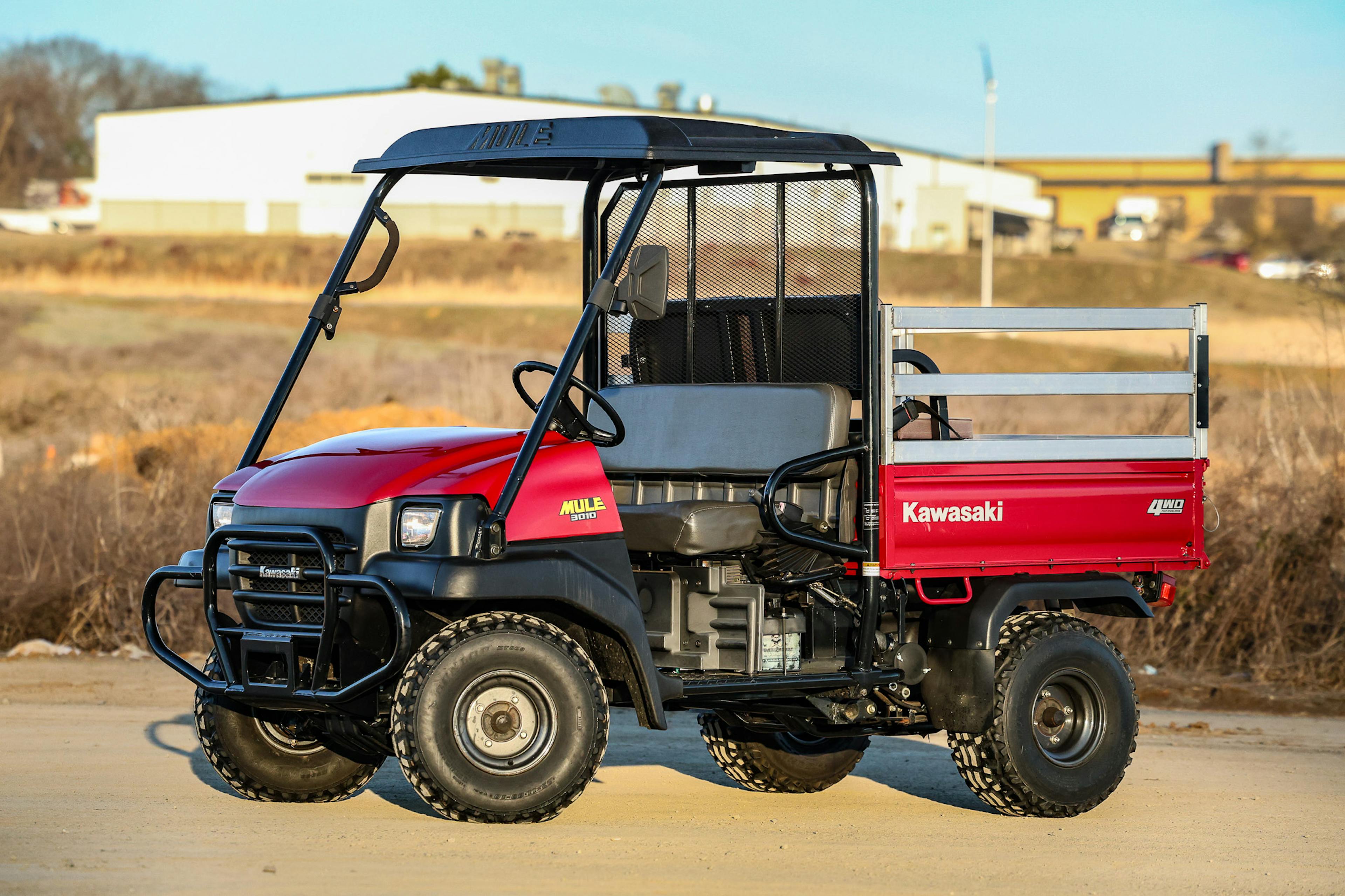 2006 Kawasaki Mule 3010 4x4 front driver side 3/4