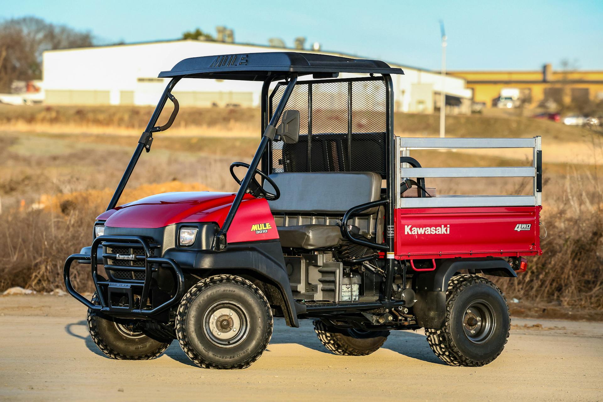 2006 Kawasaki Mule 3010 4x4 front driver side 3/4