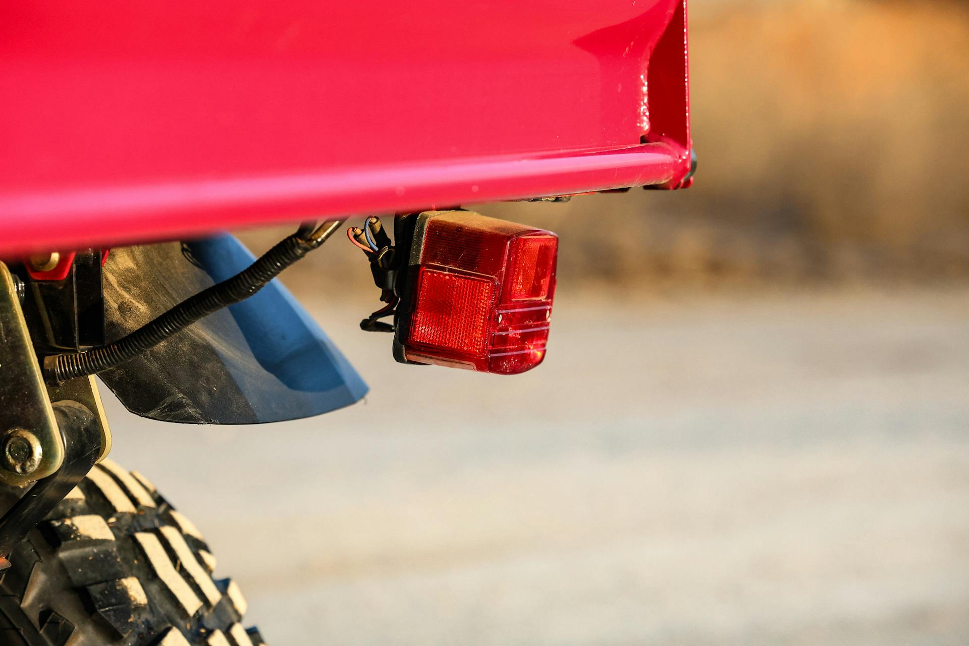 2006 Kawasaki Mule 3010 4x4 taillight passenger