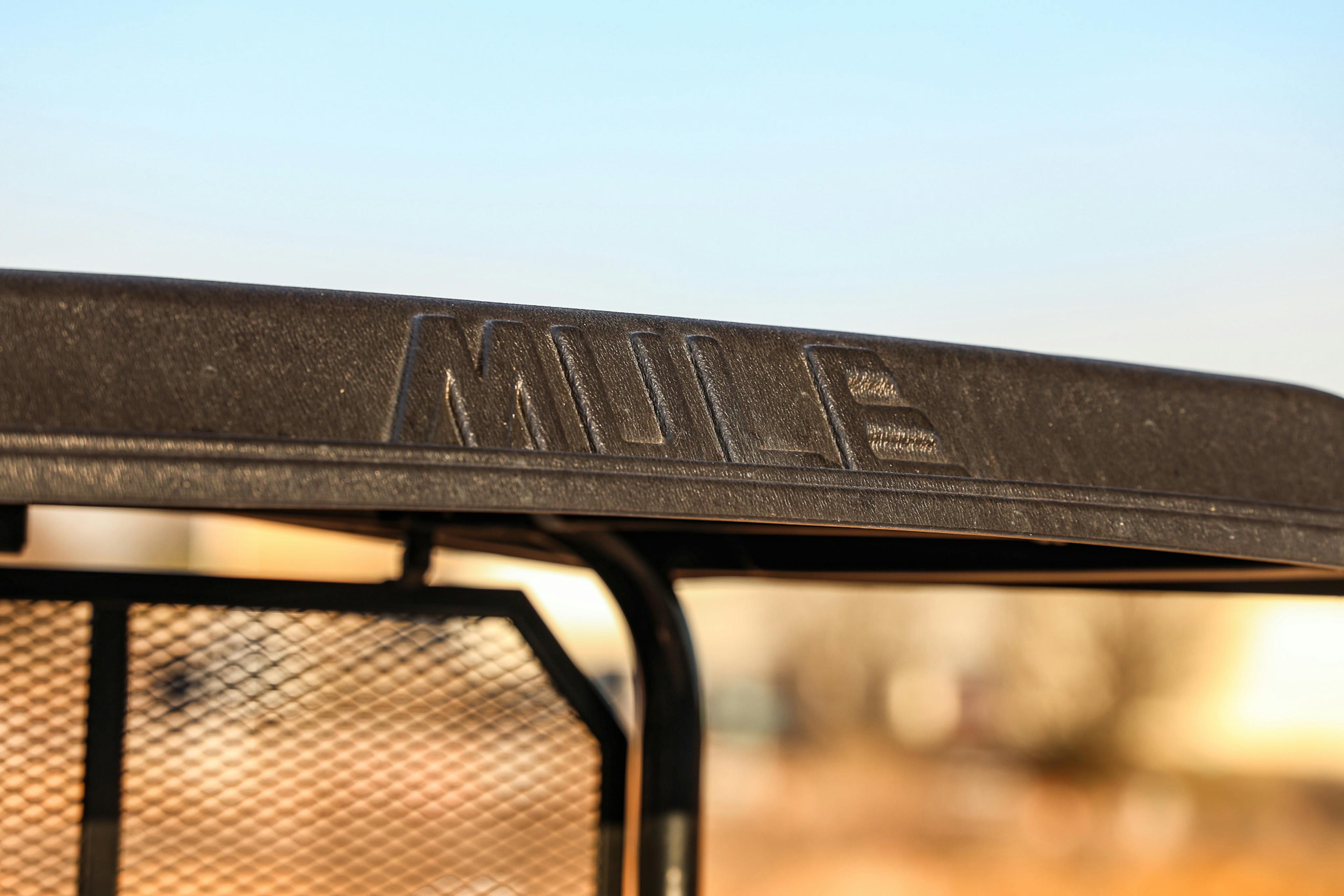 2006 Kawasaki Mule 3010 4x4 roof logo