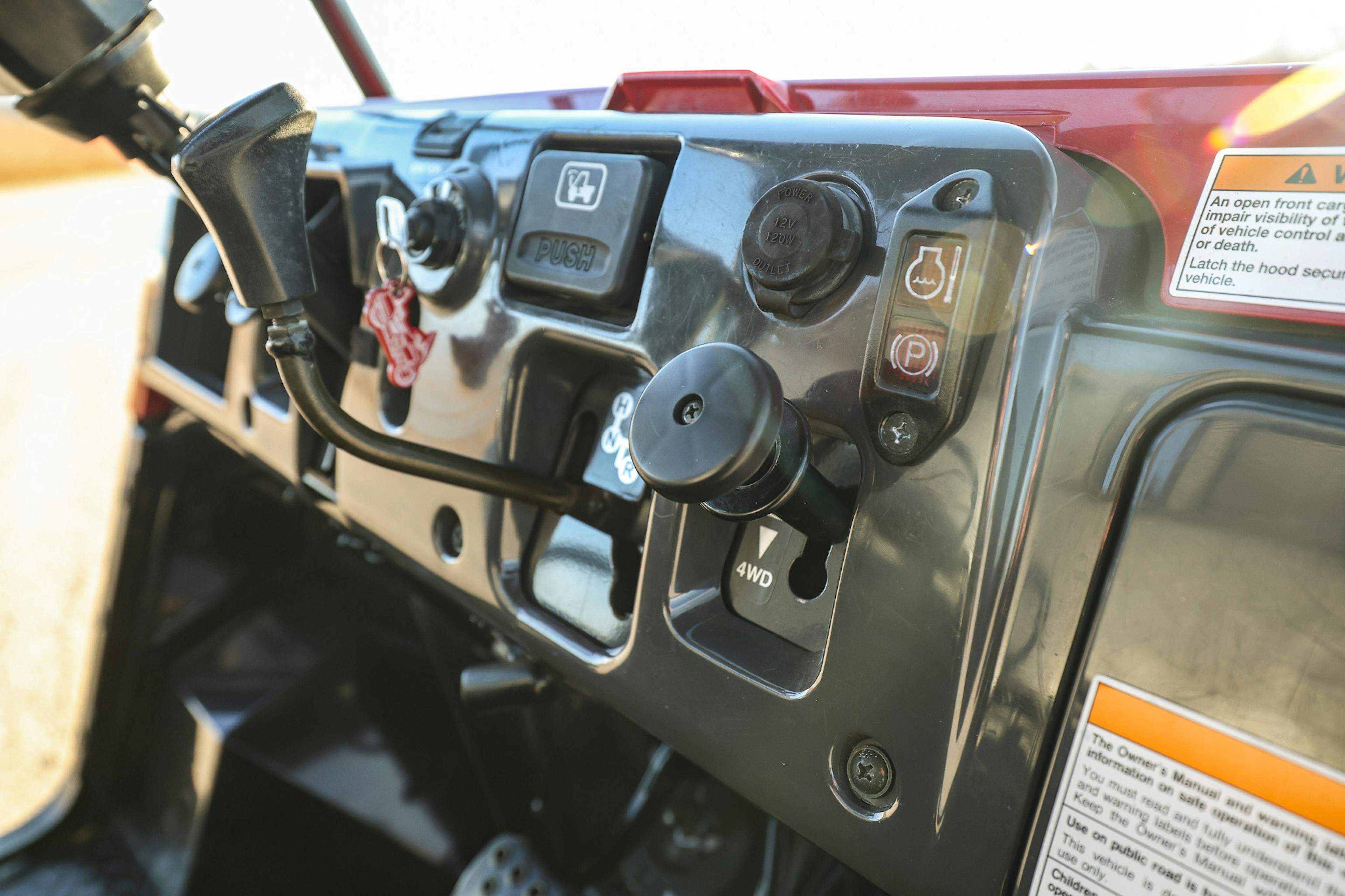 2006 Kawasaki Mule 3010 4x4 dash 