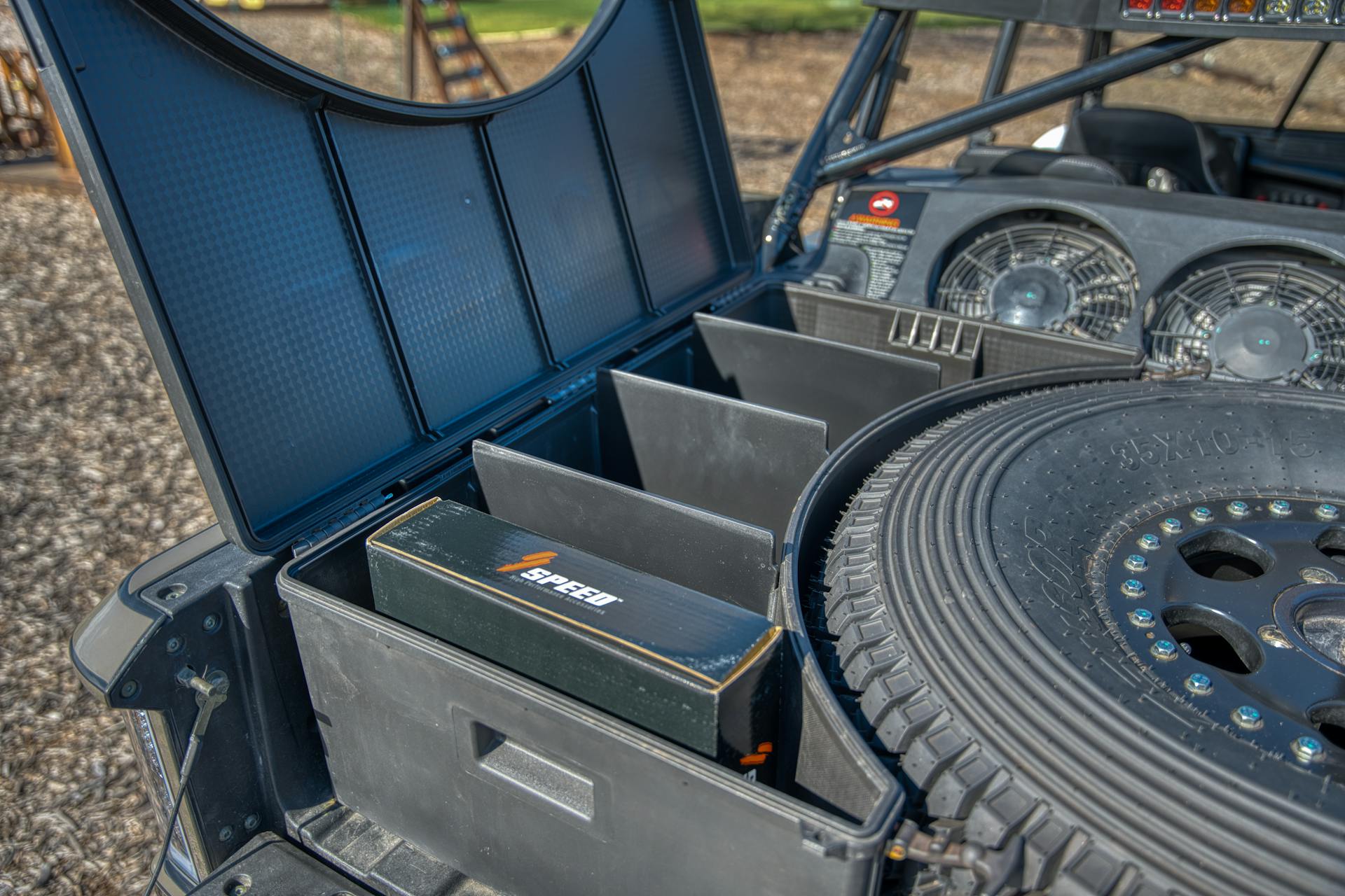 2023 Speed UTV El Jefe bed/spare tire box open close