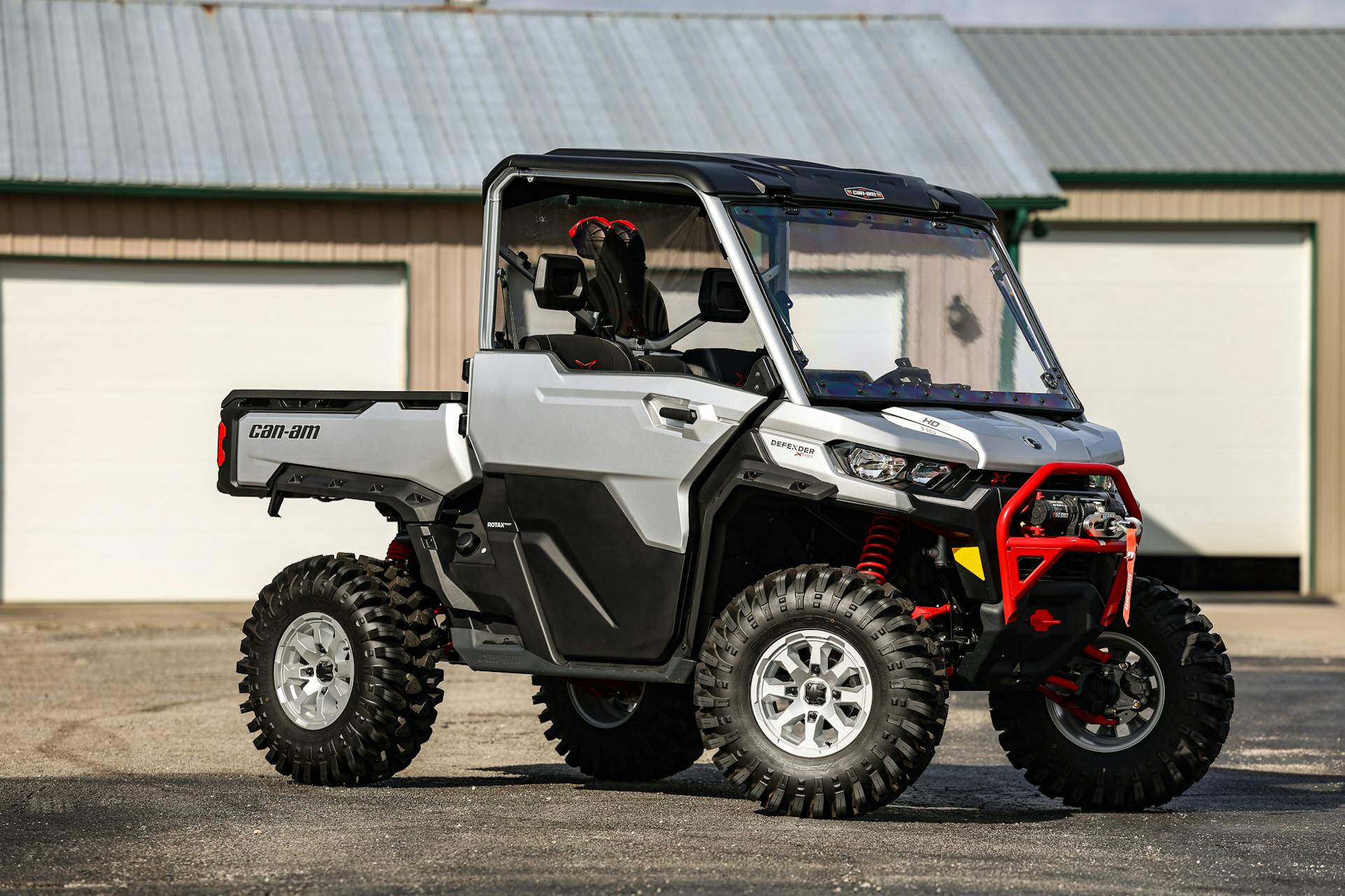 2024 Can-Am Defender HD10 XMR passenger front 3/4 narrow