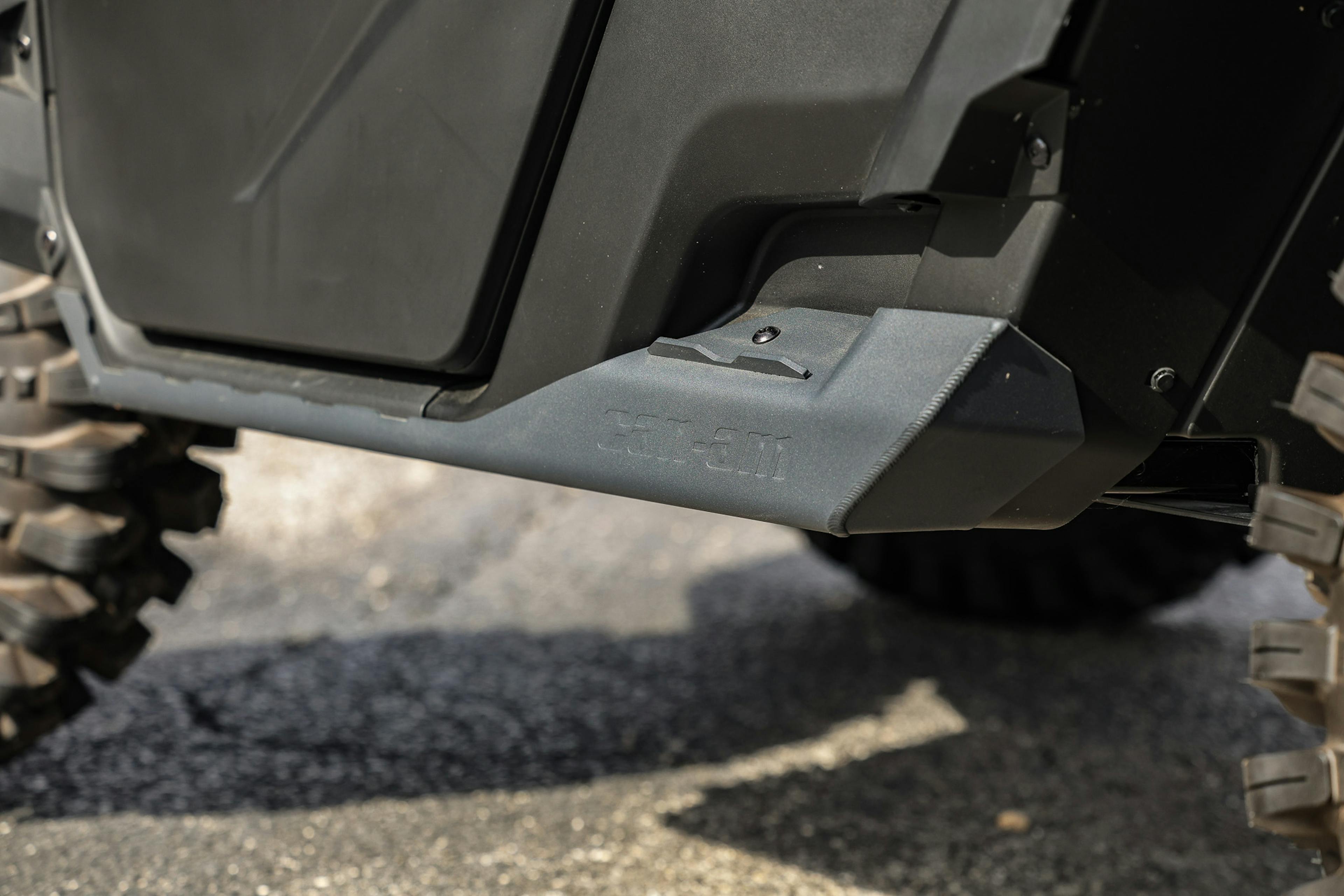 2024 Can-Am Defender HD10 XMR rocker panel