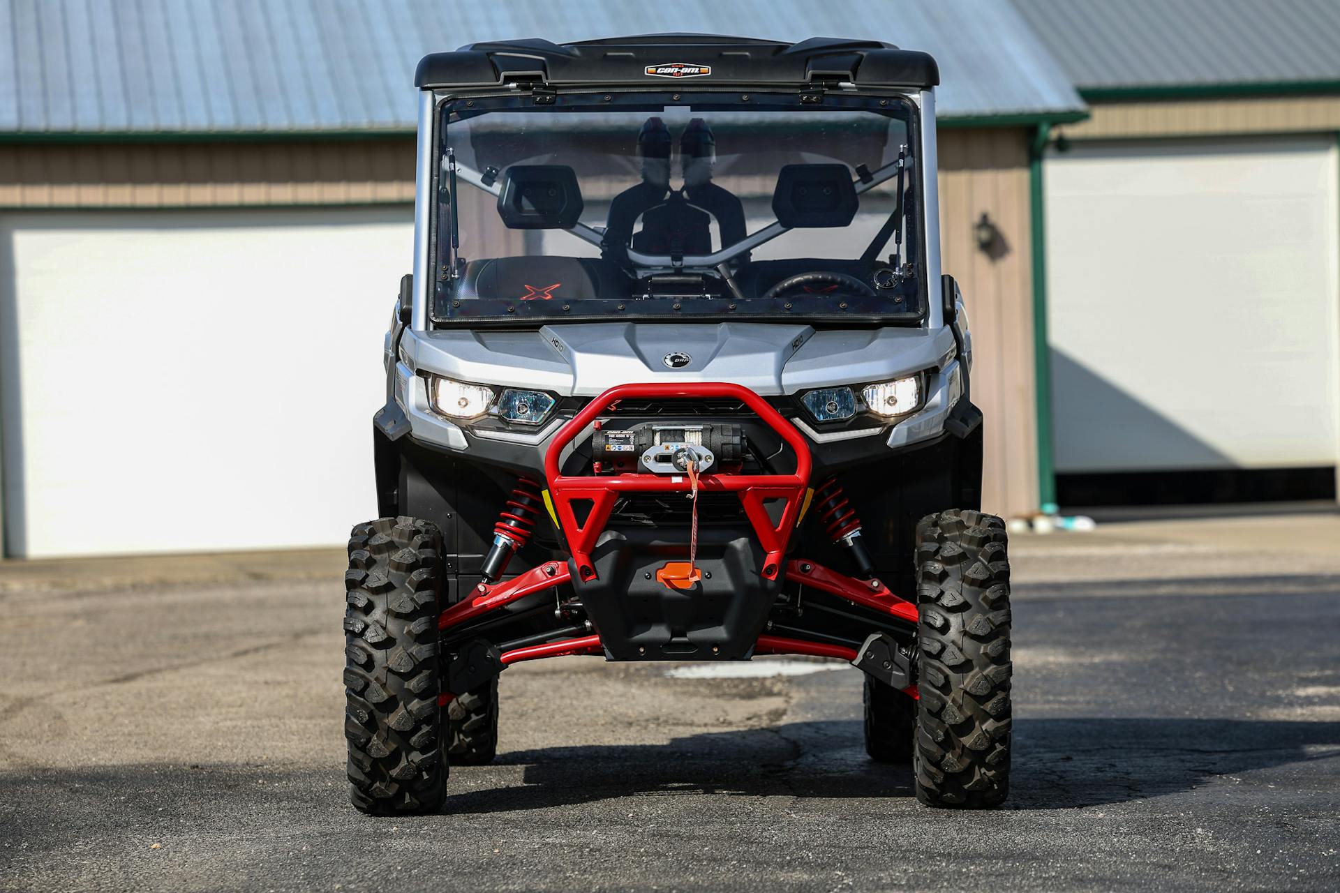 2024 Can-Am Defender HD10 XMR front