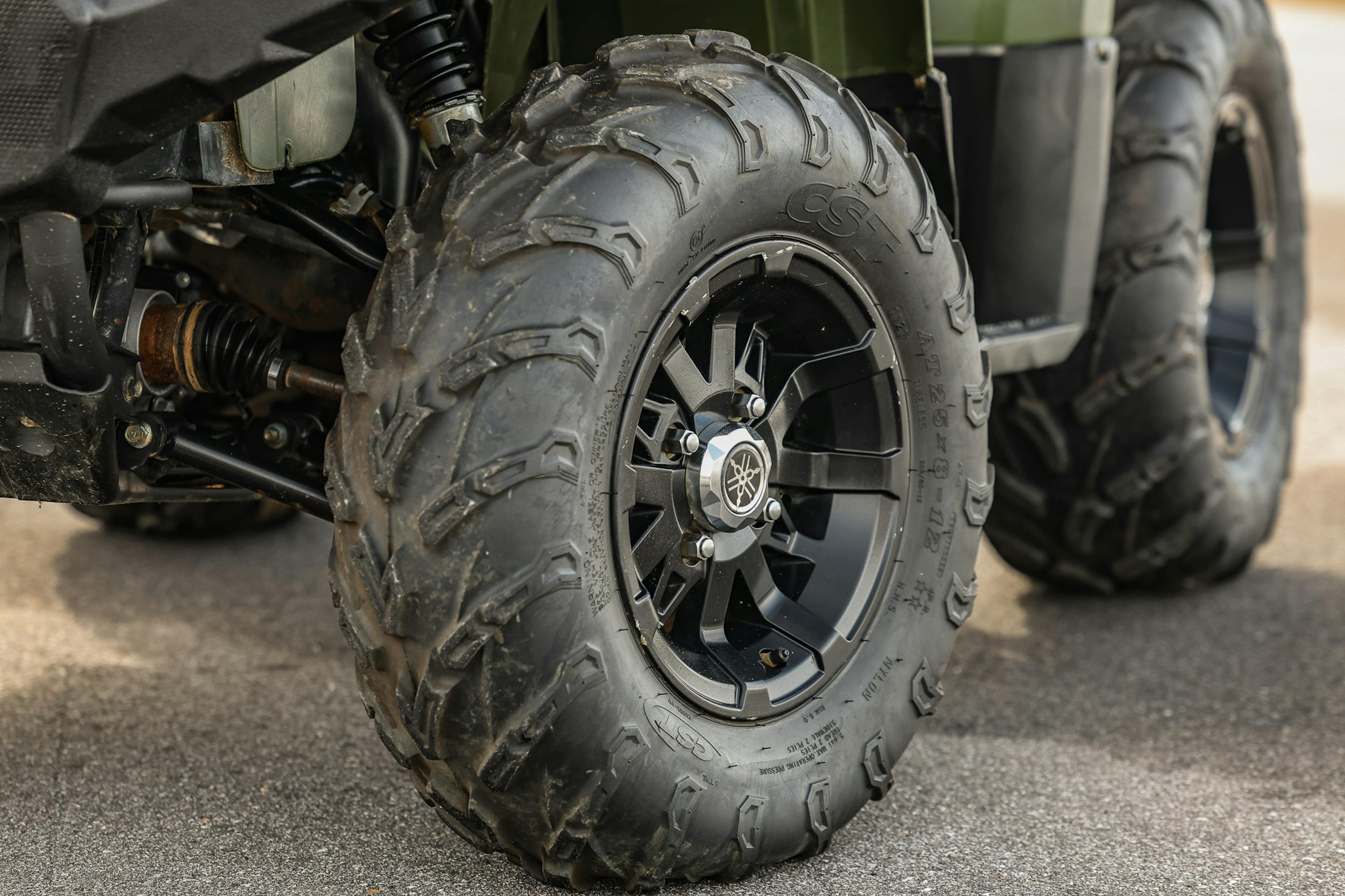 2021 Yamaha Kodiak 450 driver front tire
