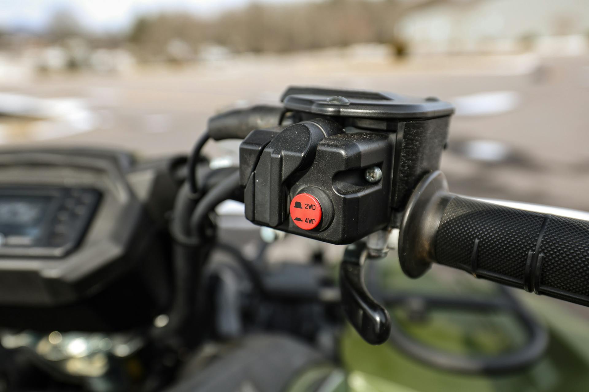 2021 Yamaha Kodiak 450 right hand bar controls