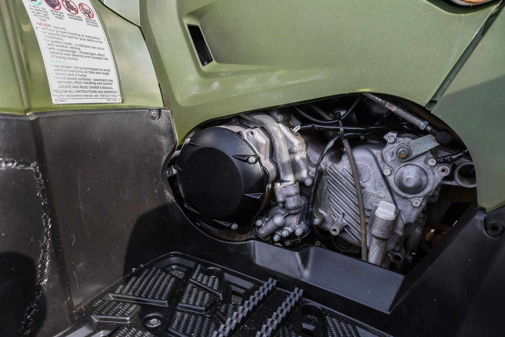 2021 Yamaha Kodiak 450 driver side engine cover