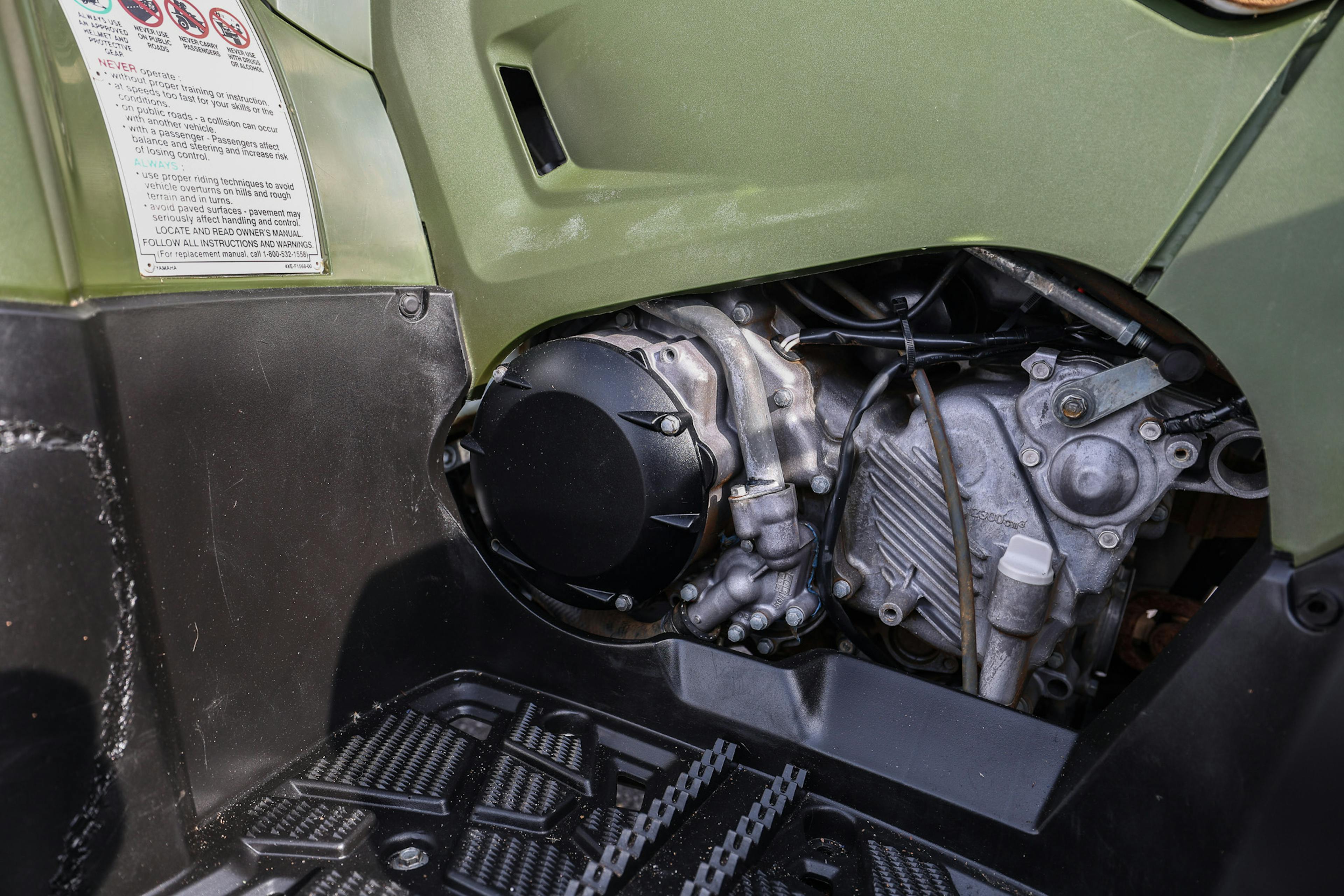 2021 Yamaha Kodiak 450 driver side engine cover