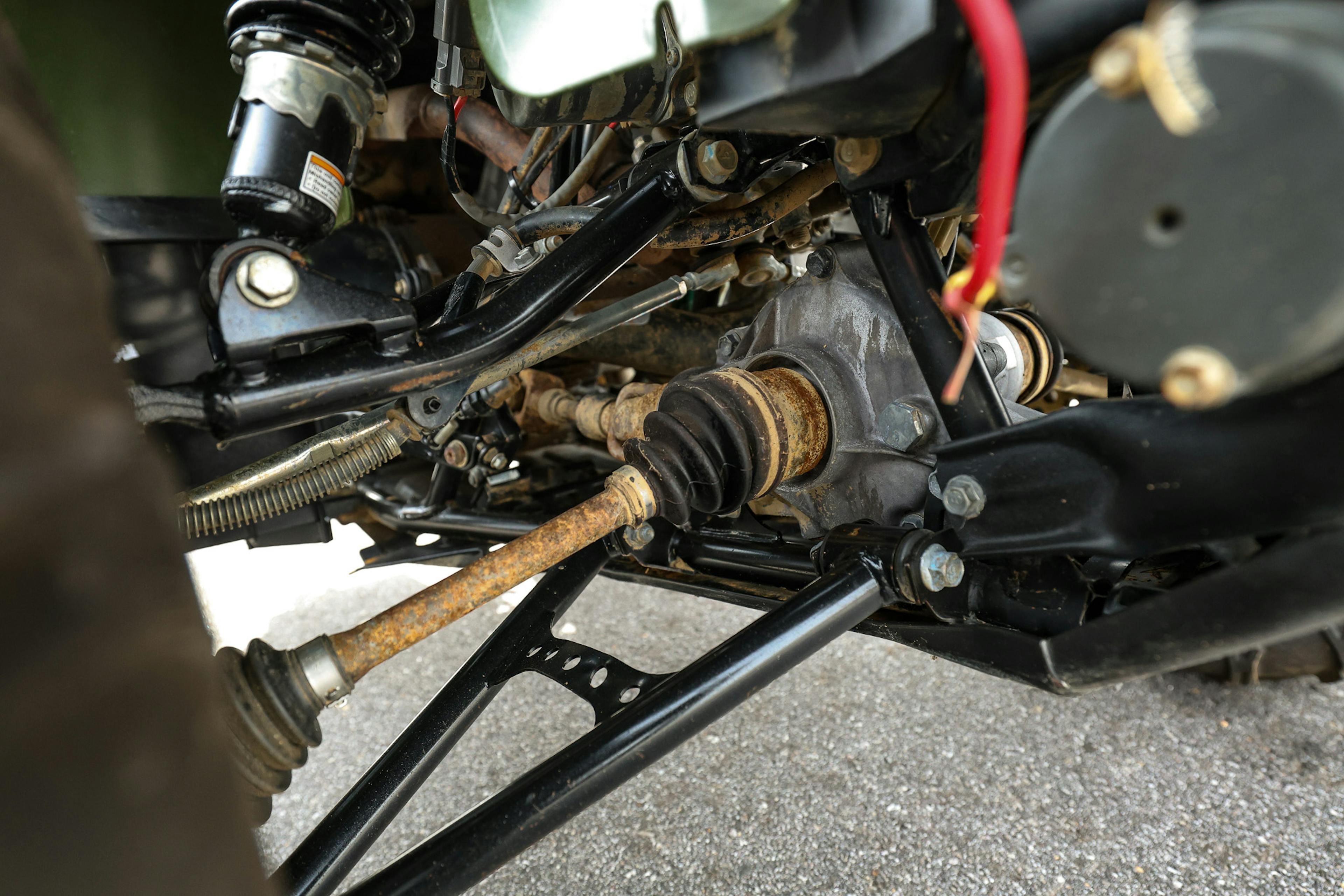 2021 Yamaha Kodiak 450 passenger front suspension