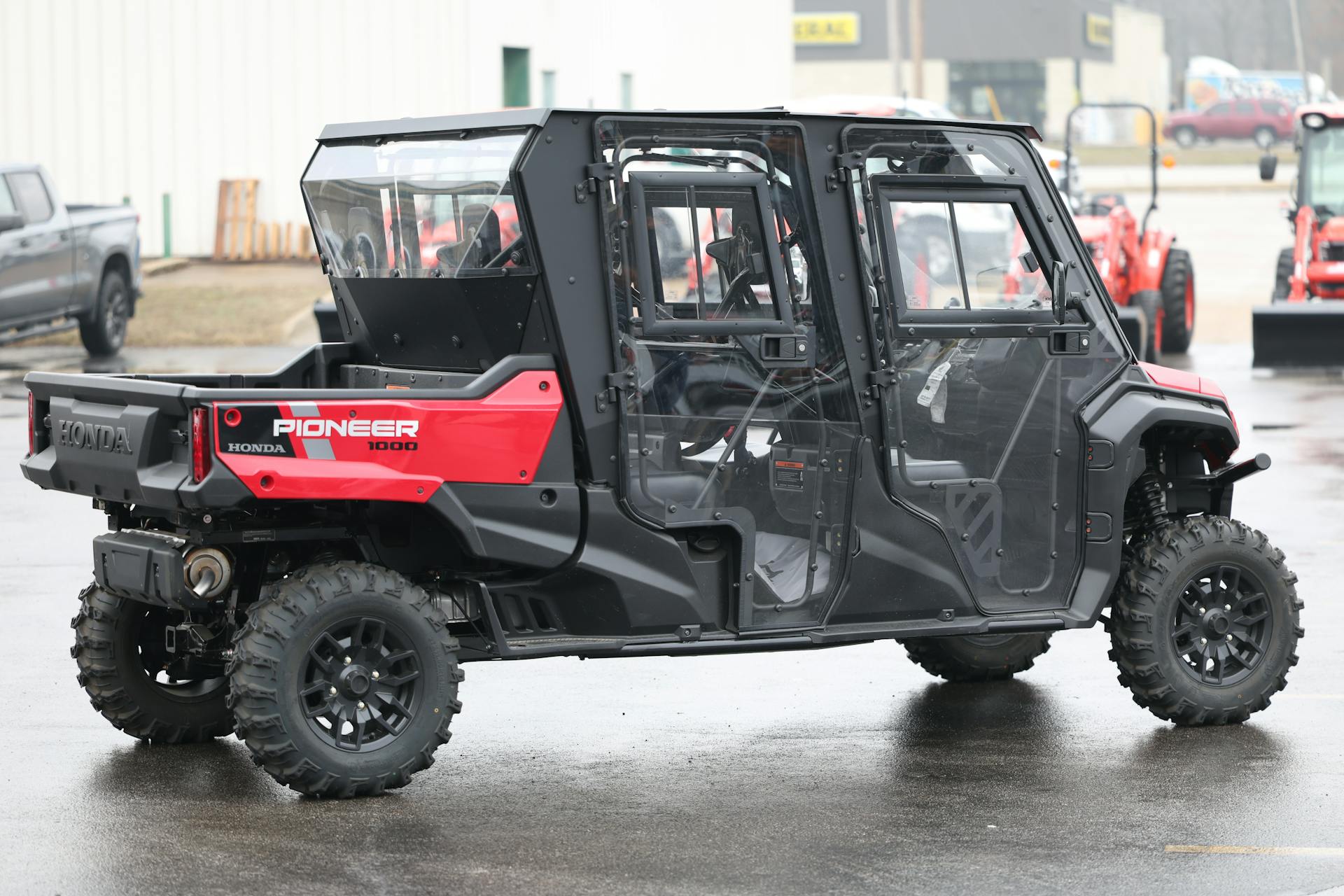 2024 Honda Pioneer 1000-6 DLX passenger 3/4 wide