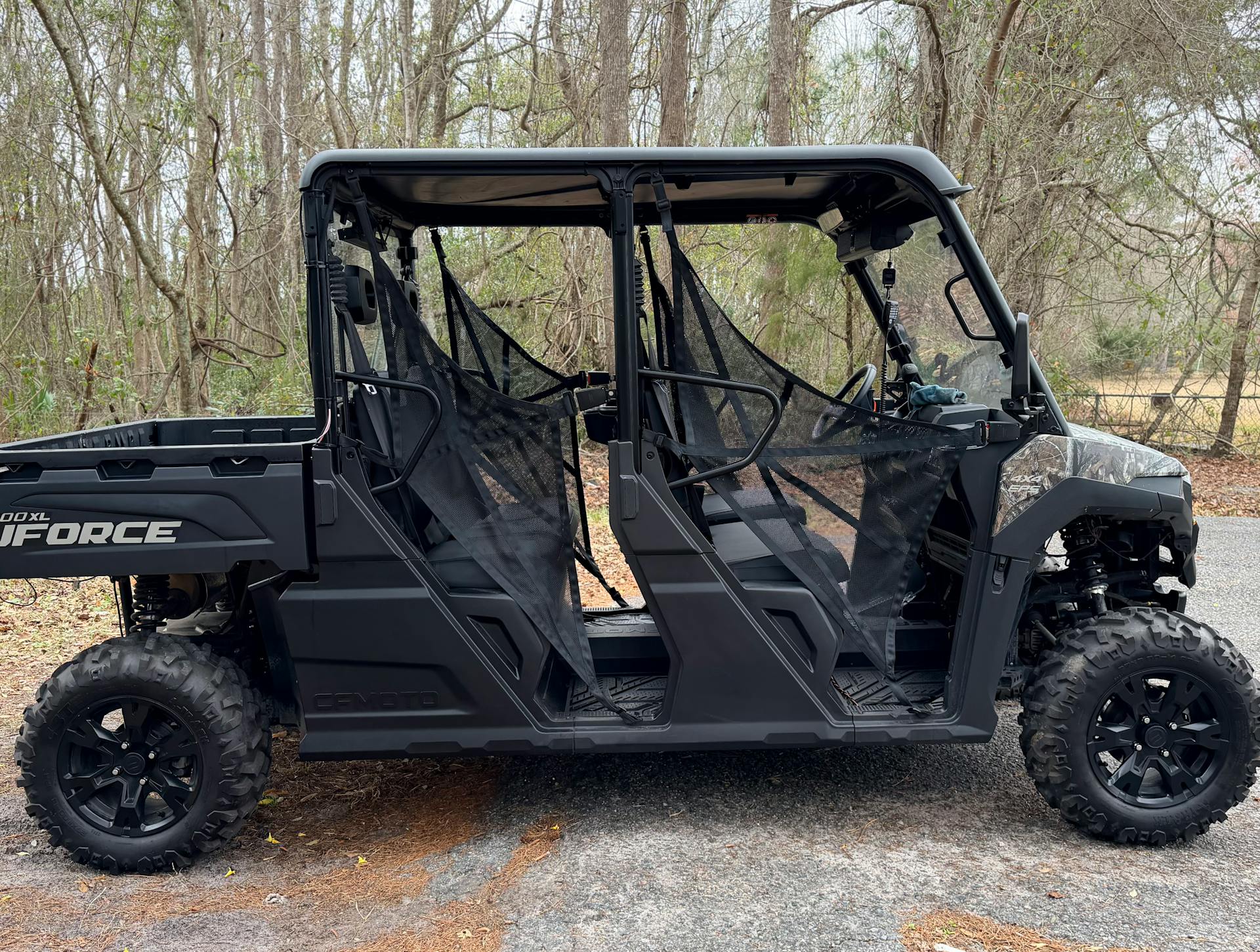 2025 CFMoto UForce 800 XL passenger side