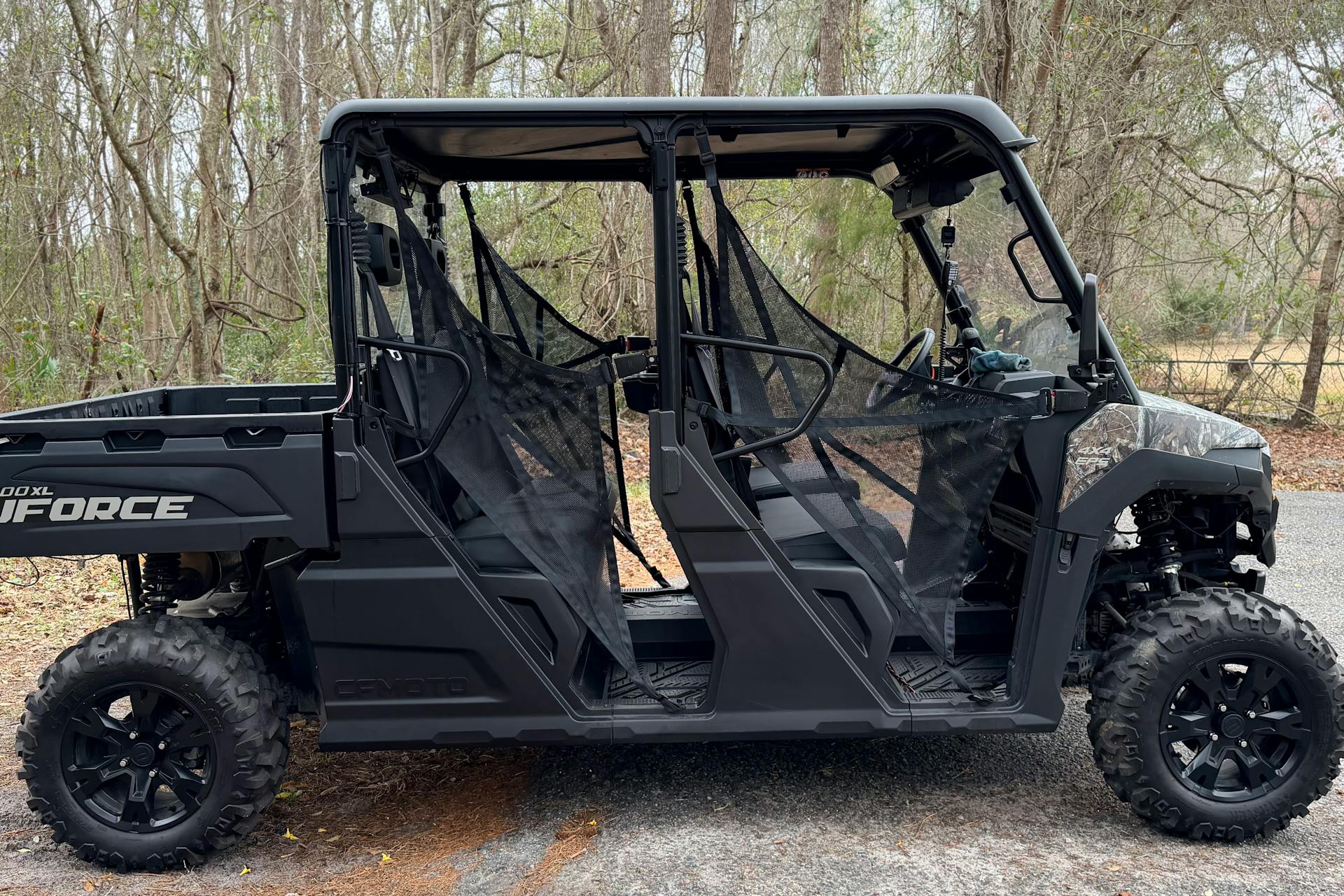 2025 CFMoto UForce 800 XL passenger side