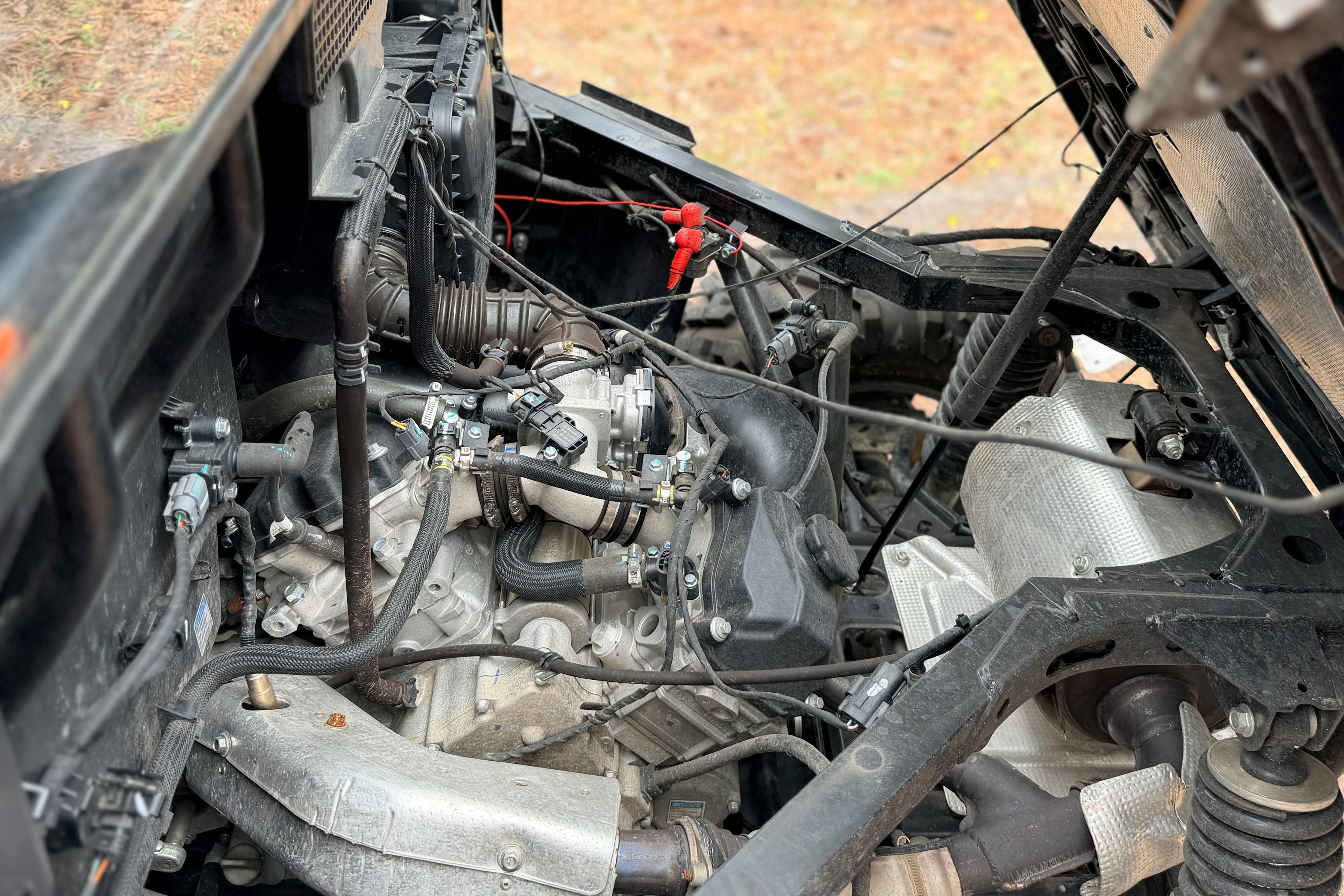 2025 CFMoto UForce 800 XL engine 2