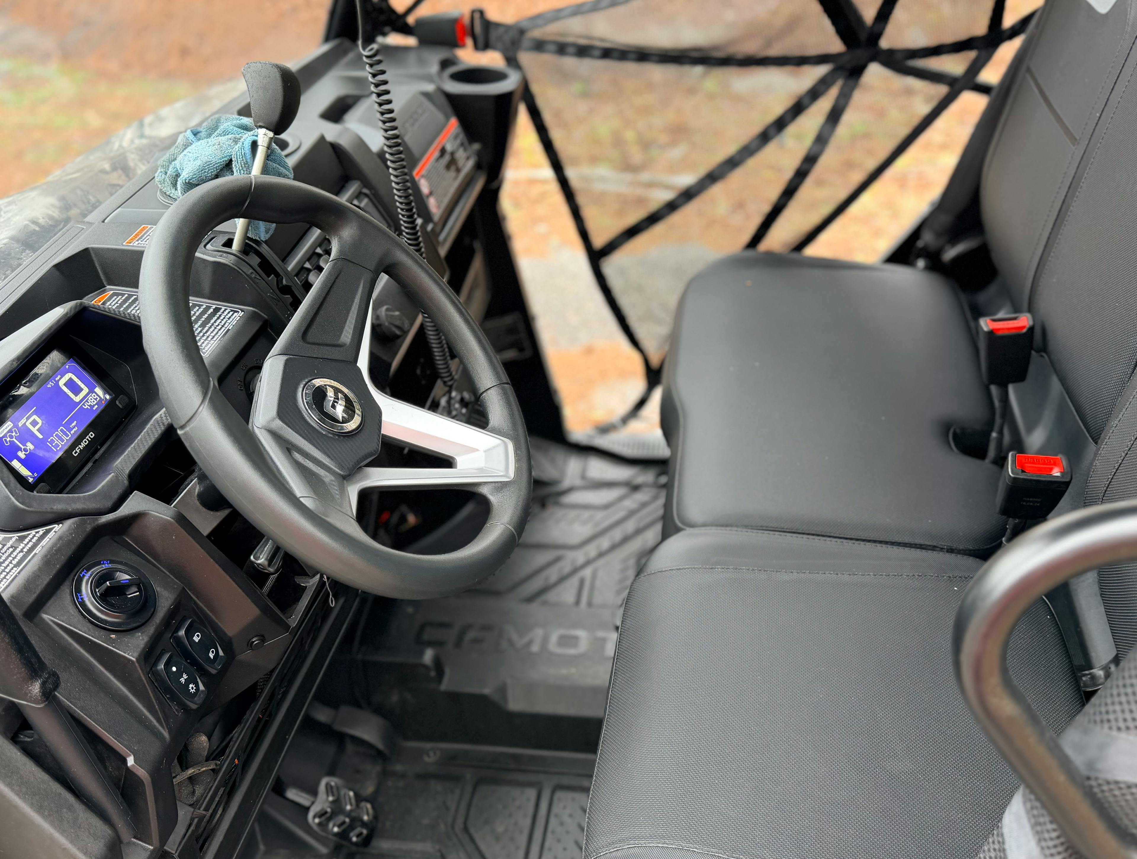 2025 CFMoto UForce 800 XL wheel/dash driver