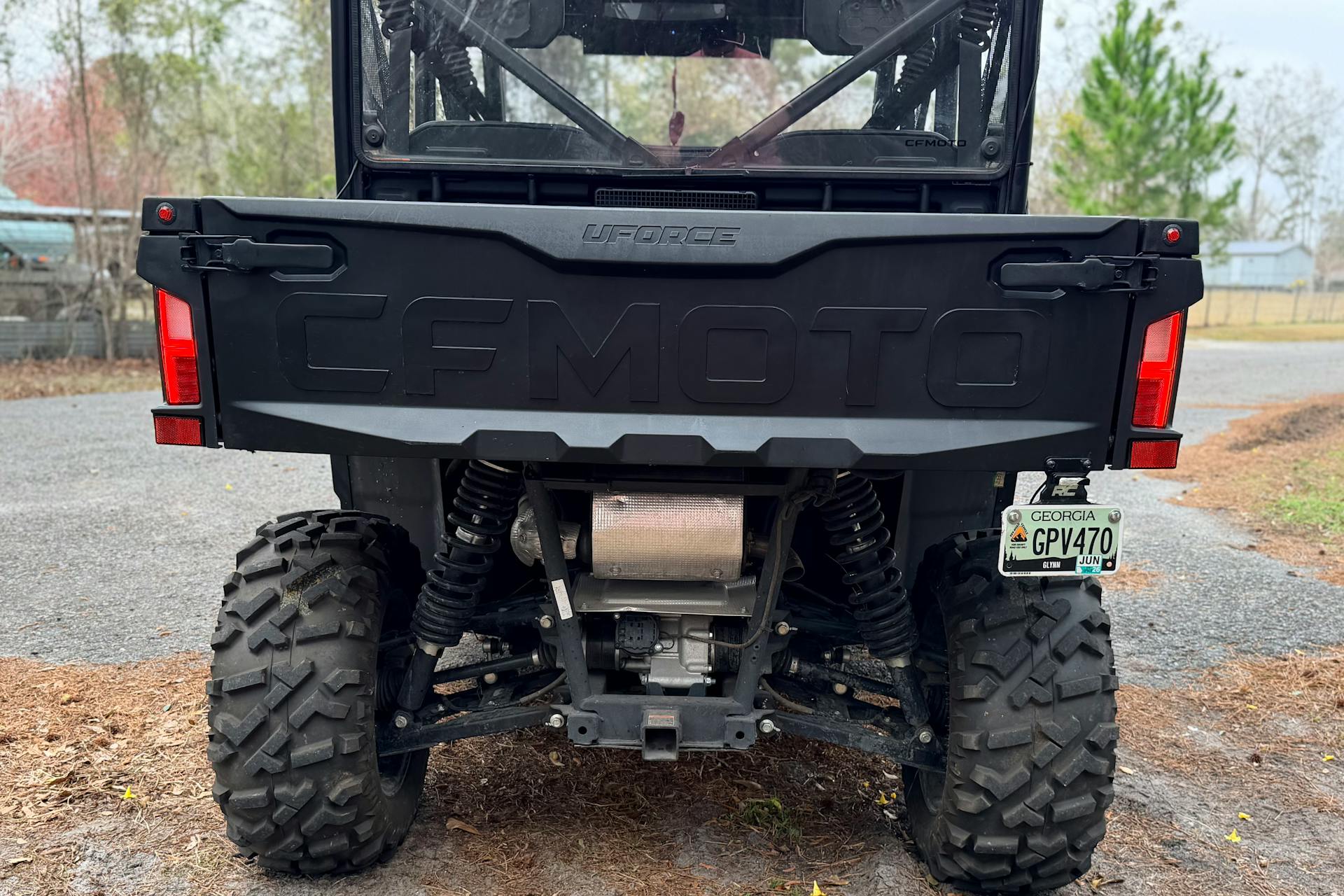 2025 CFMoto UForce 800 XL rear taillights on