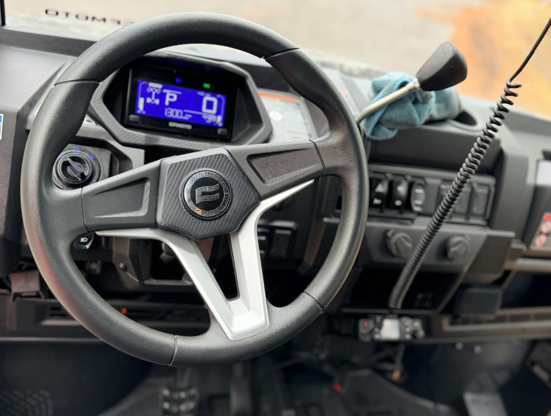 2025 CFMoto UForce 800 XL steering wheel