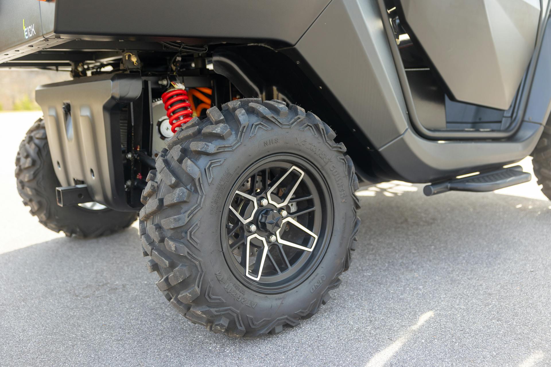 2024 Kandi Cowboy e10K passenger rear tire