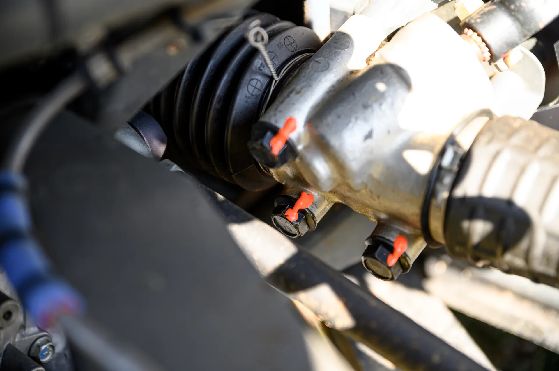 2024 Can-Am Maverick X3 Gray Leadbetter Race Car steering rack