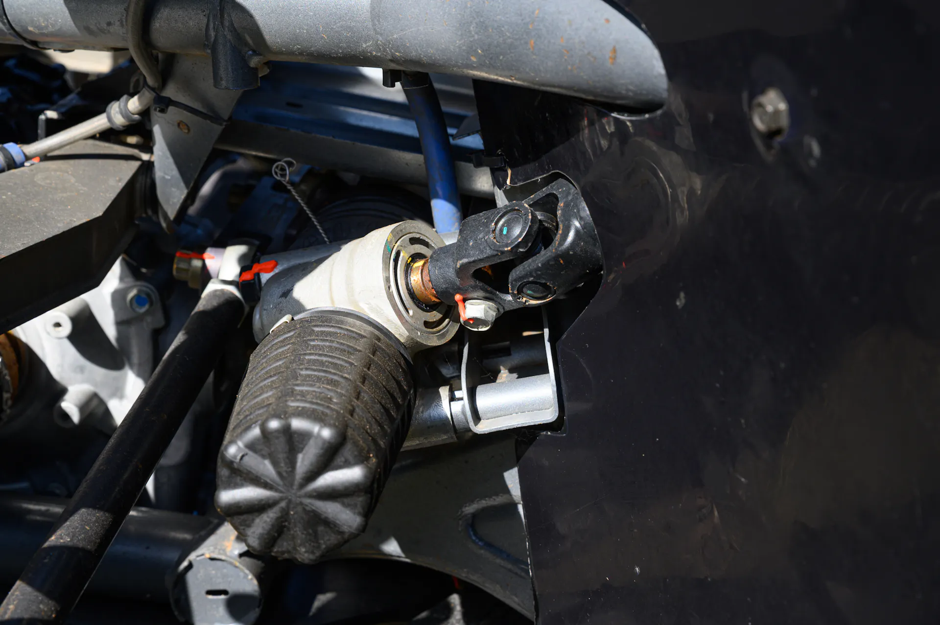 2024 Can-Am Maverick X3 Gray Leadbetter Race Car steering rack 2