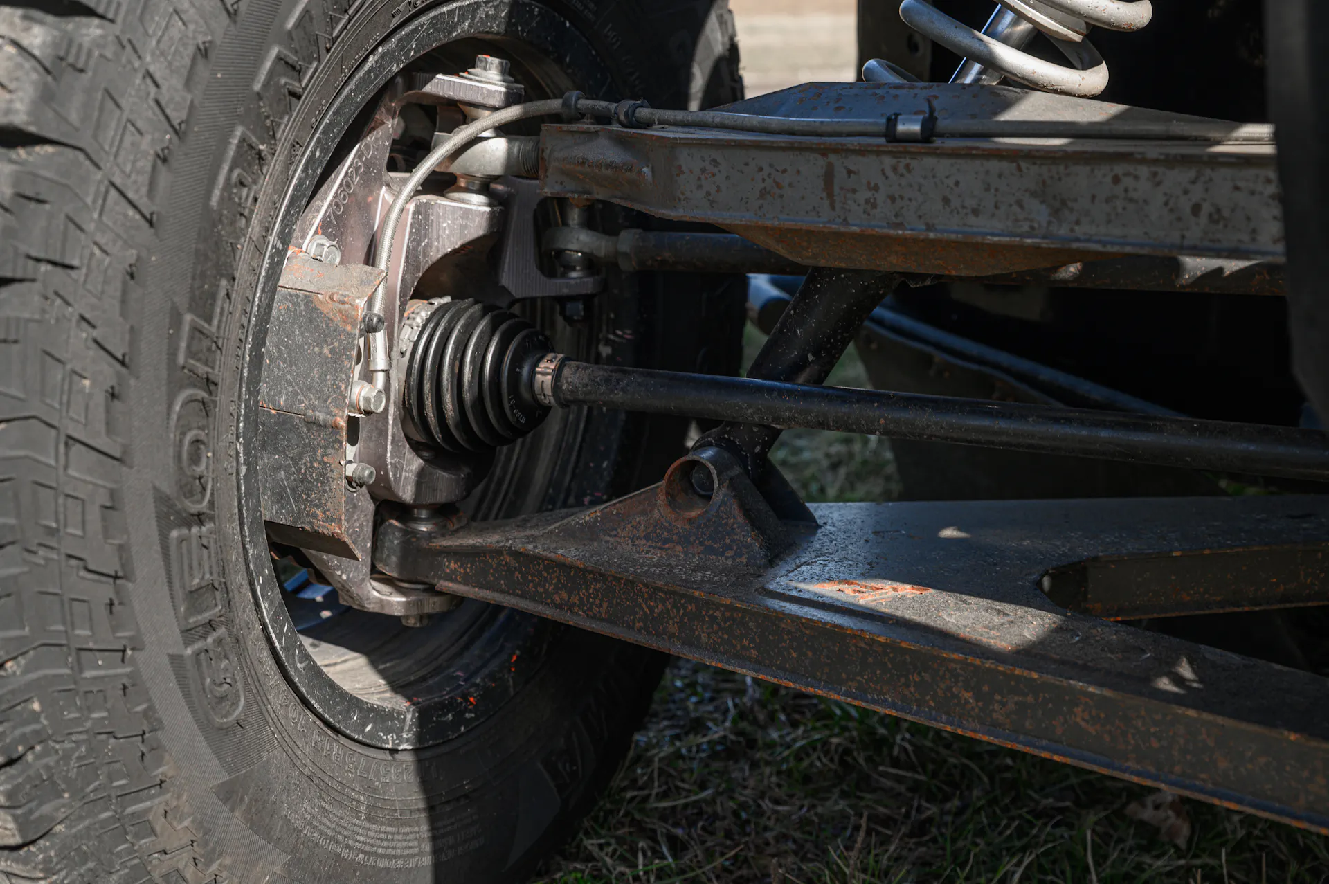 2024 Can-Am Maverick X3 Gray Leadbetter Race Car rear axle