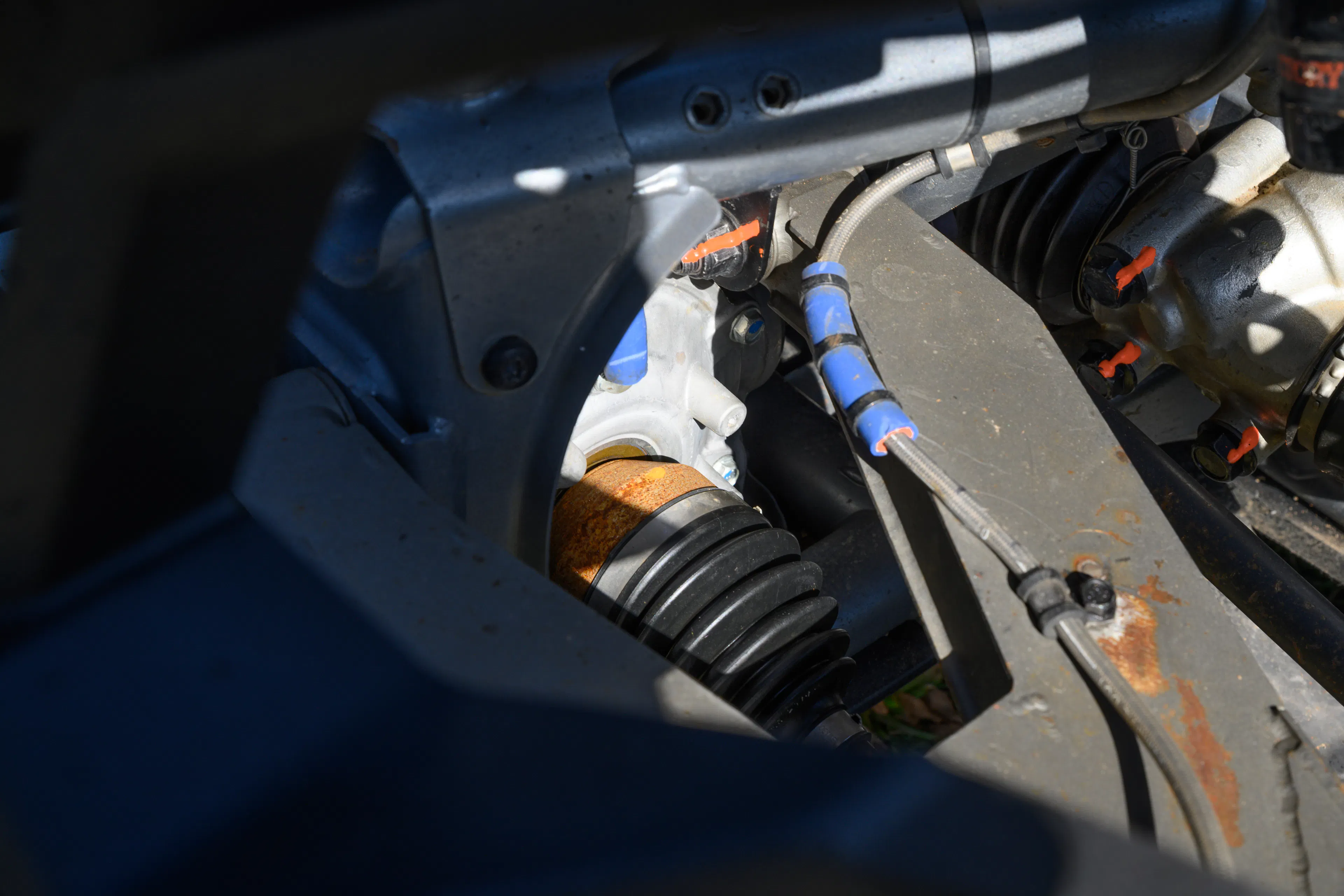 2024 Can-Am Maverick X3 Gray Leadbetter Race Car axle/brake line