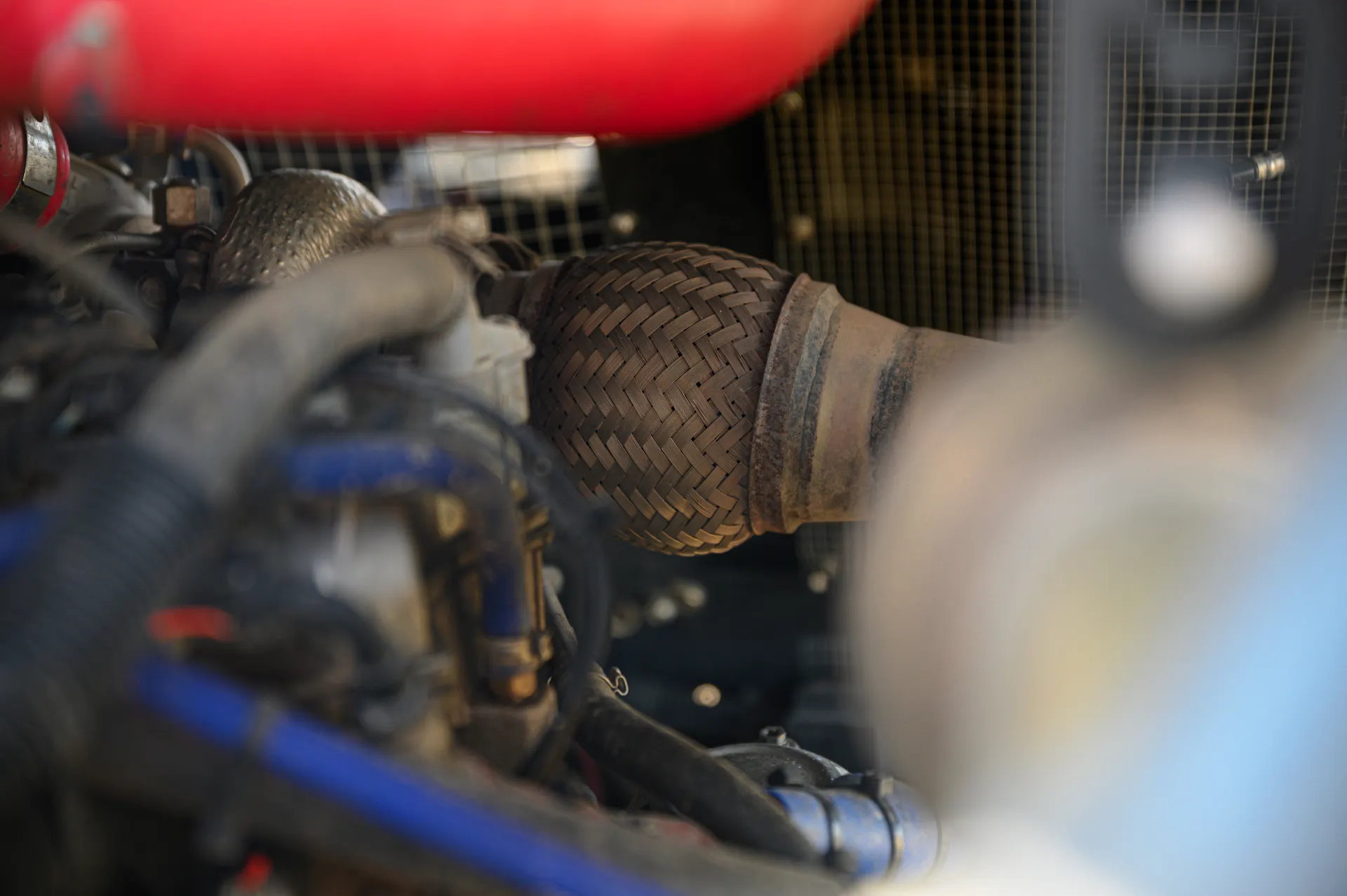 2024 Can-Am Maverick X3 Gray Leadbetter Race Car flex pipe