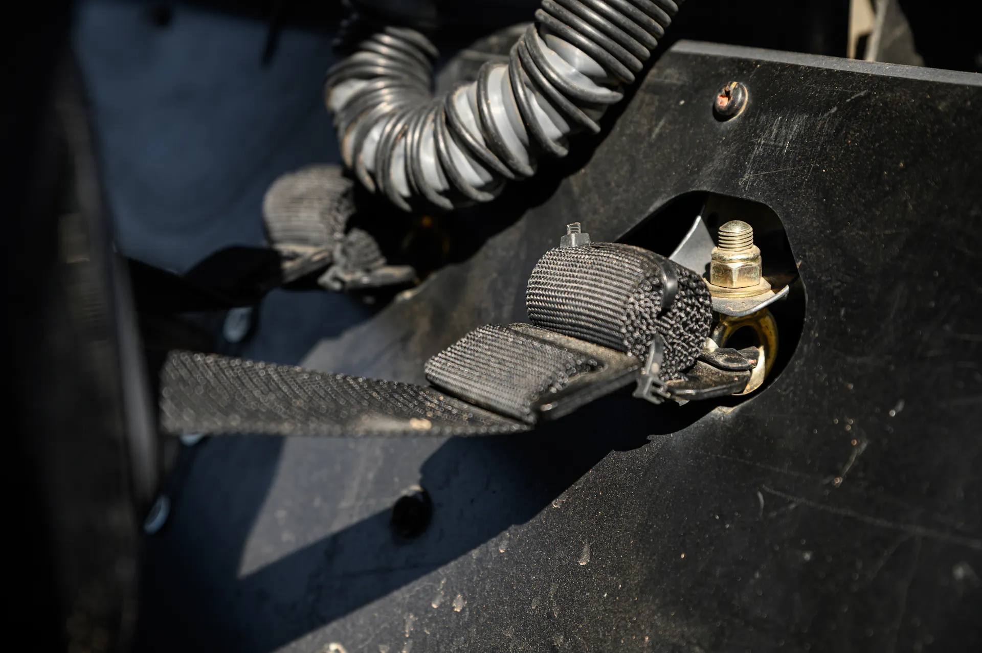 2024 Can-Am Maverick X3 Gray Leadbetter Race Car interior harness attachment