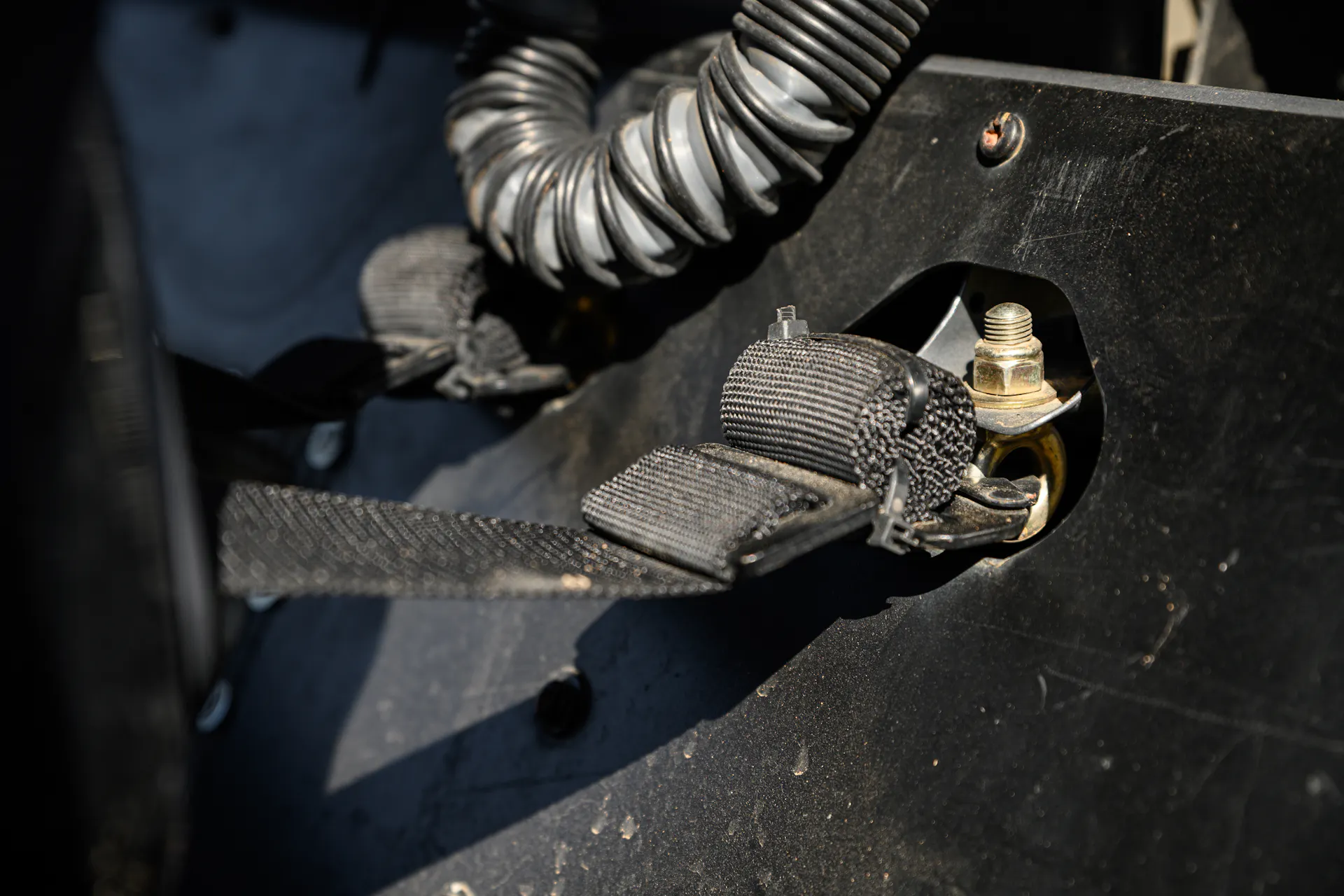 2024 Can-Am Maverick X3 Gray Leadbetter Race Car interior harness attachment