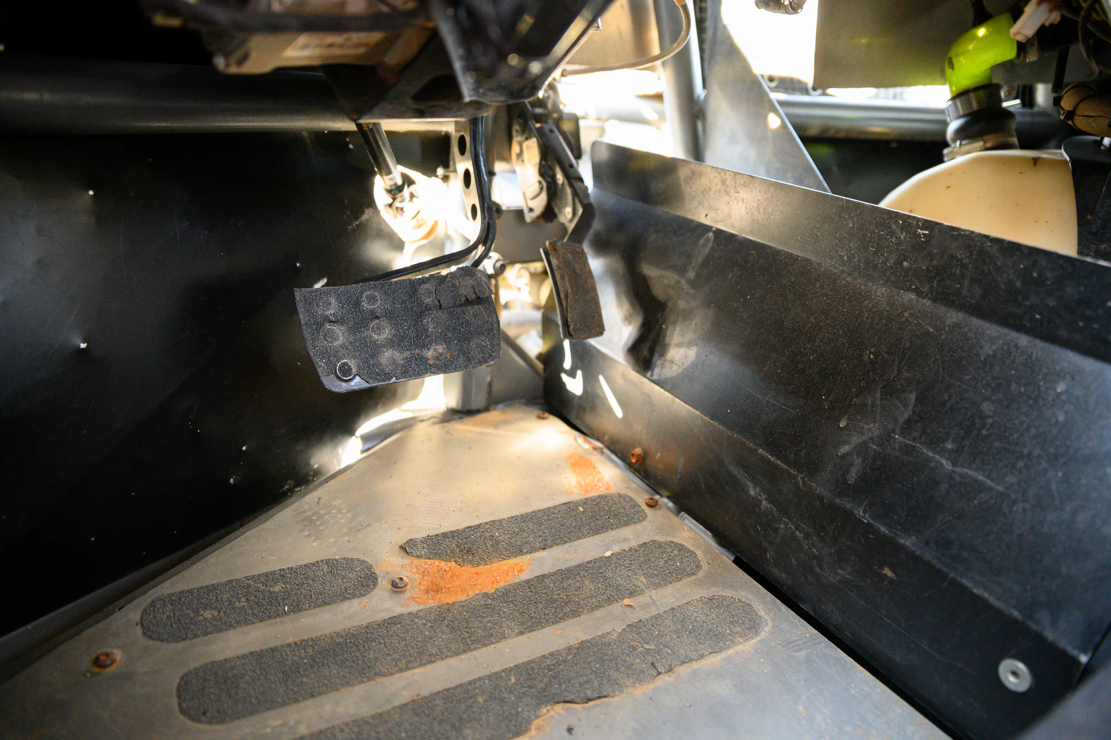 2024 Can-Am Maverick X3 Gray Leadbetter Race Car interior pedals